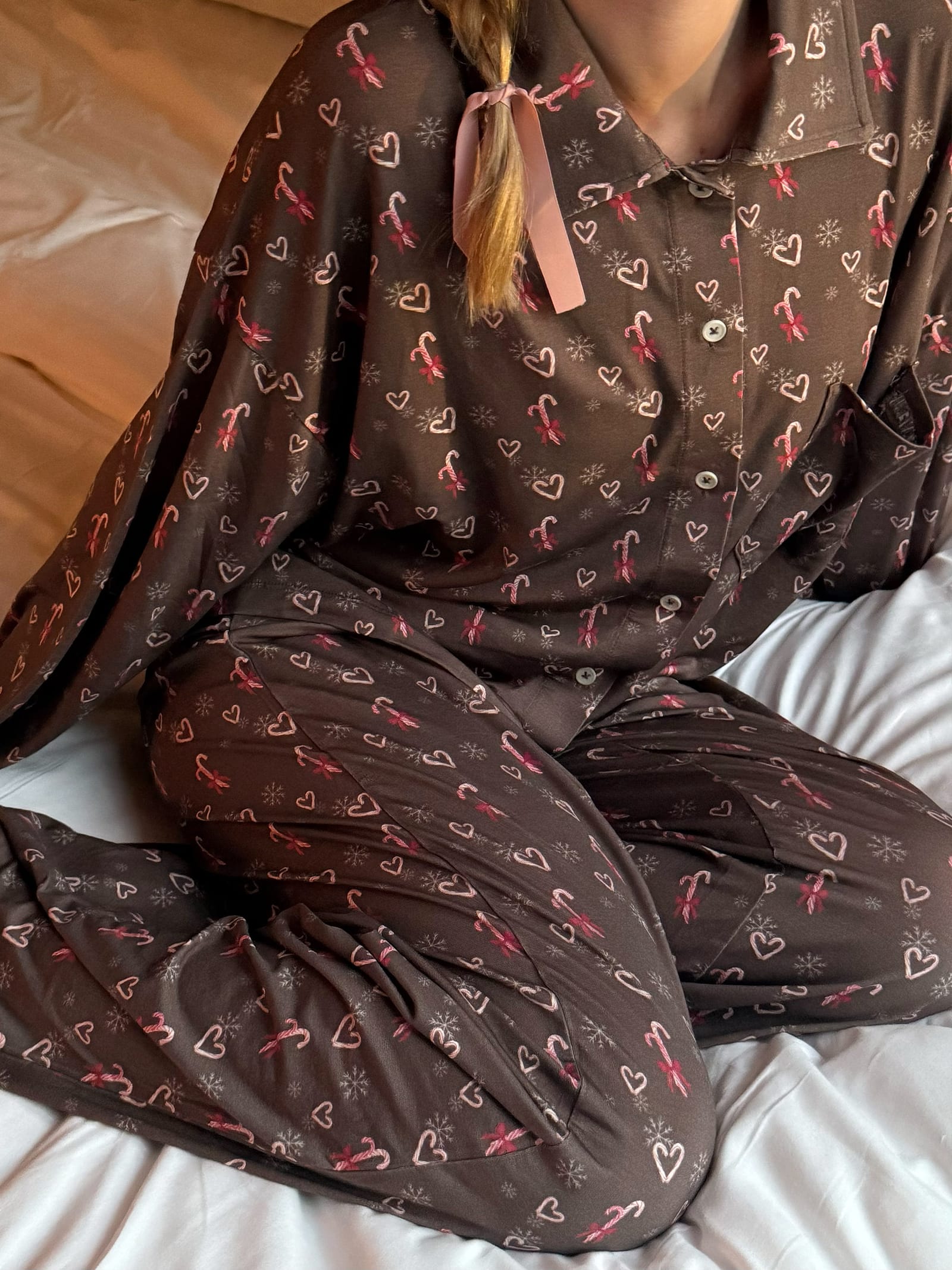 Go Slow Pants Holiday Hearts