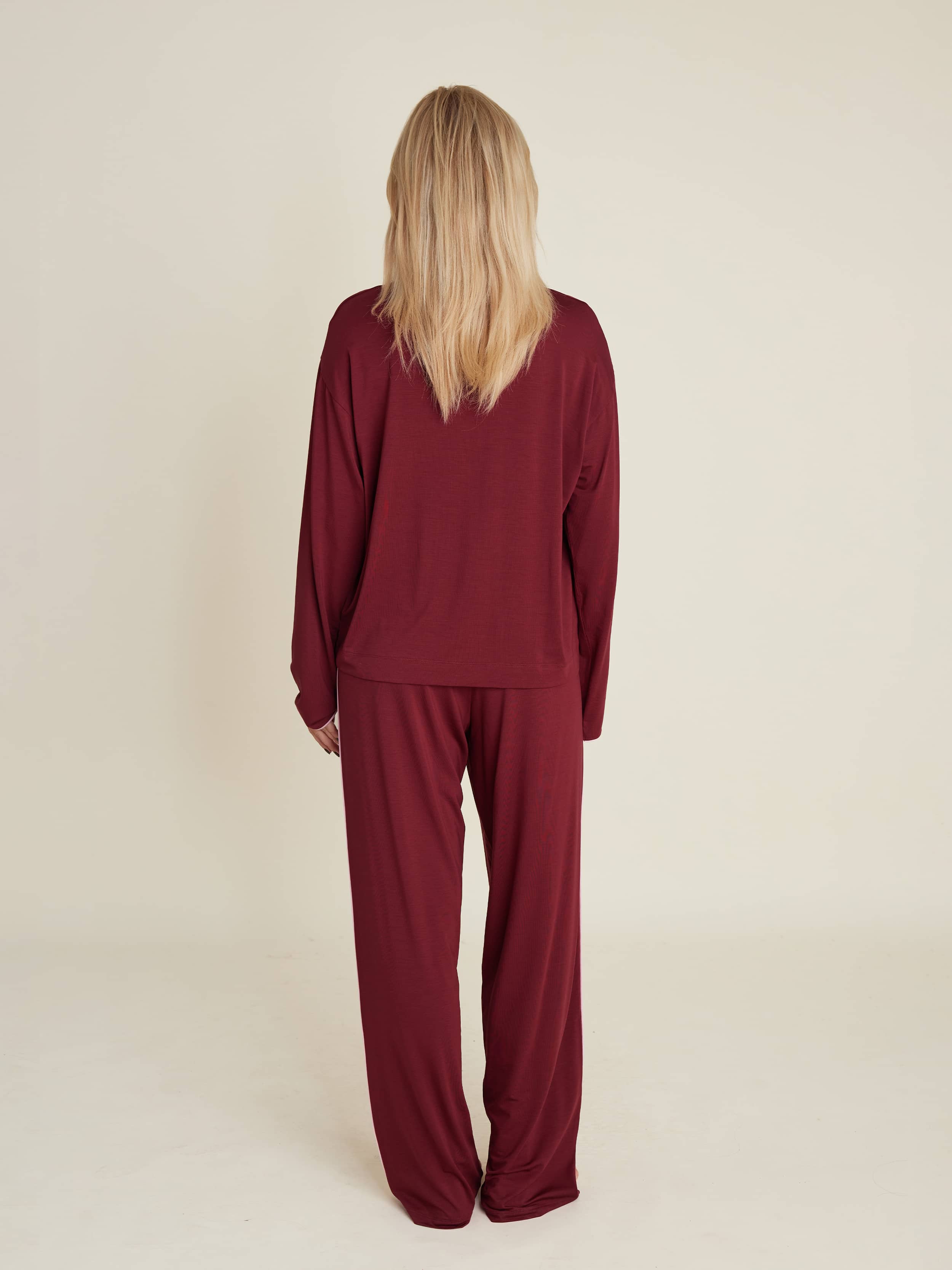 Go Slow Pants Burgundy - Burgundy | Djerf Avenue