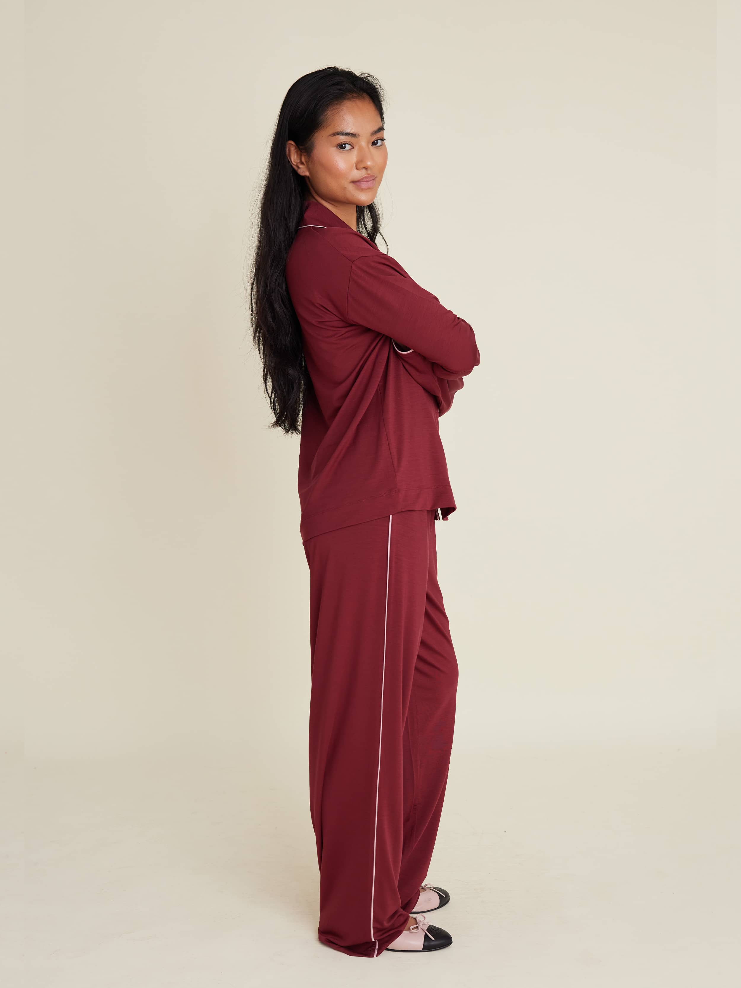 Go Slow Pants Burgundy - Burgundy | Djerf Avenue
