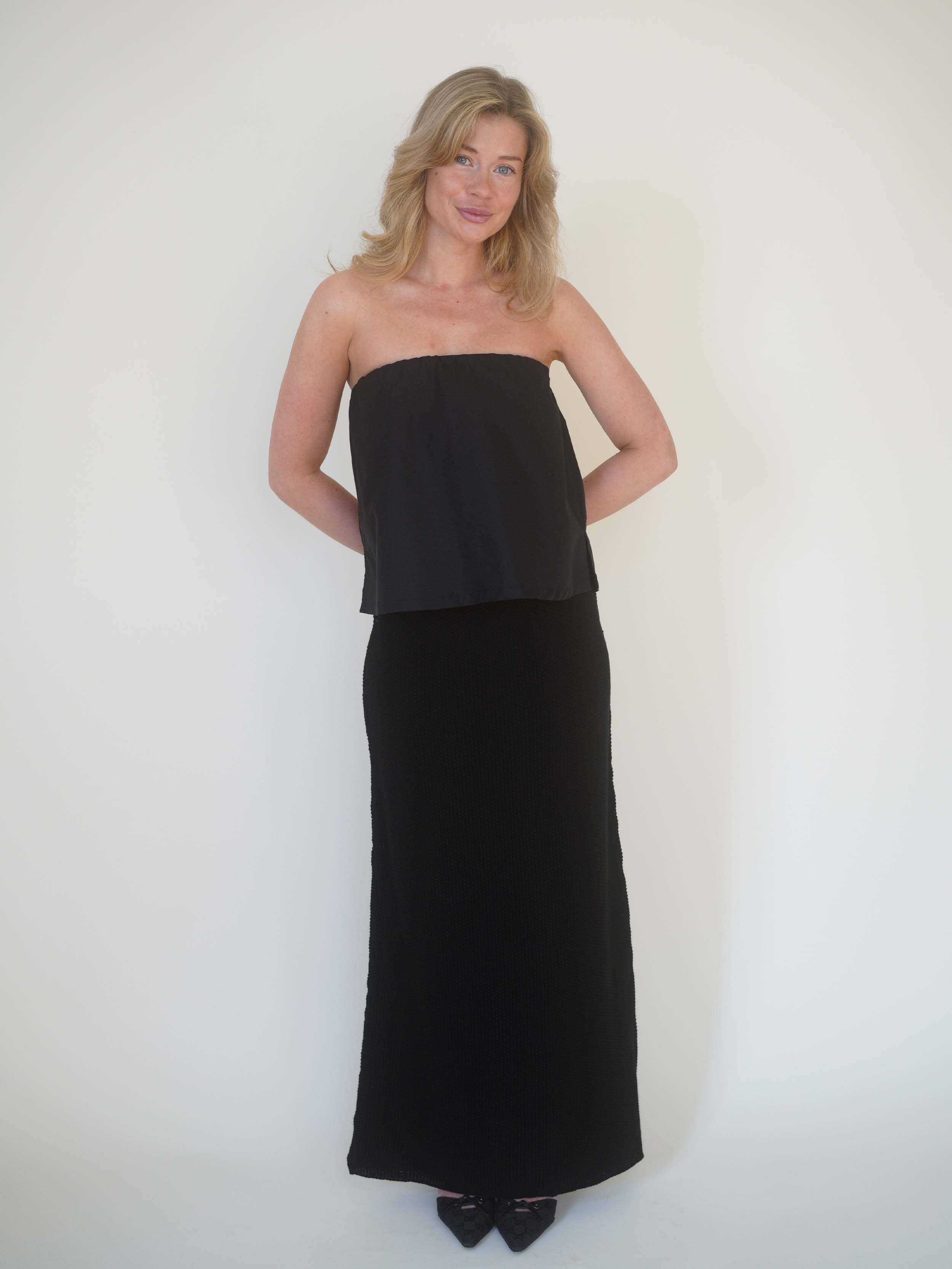 Breezy Tube Top Black - Black | Djerf Avenue