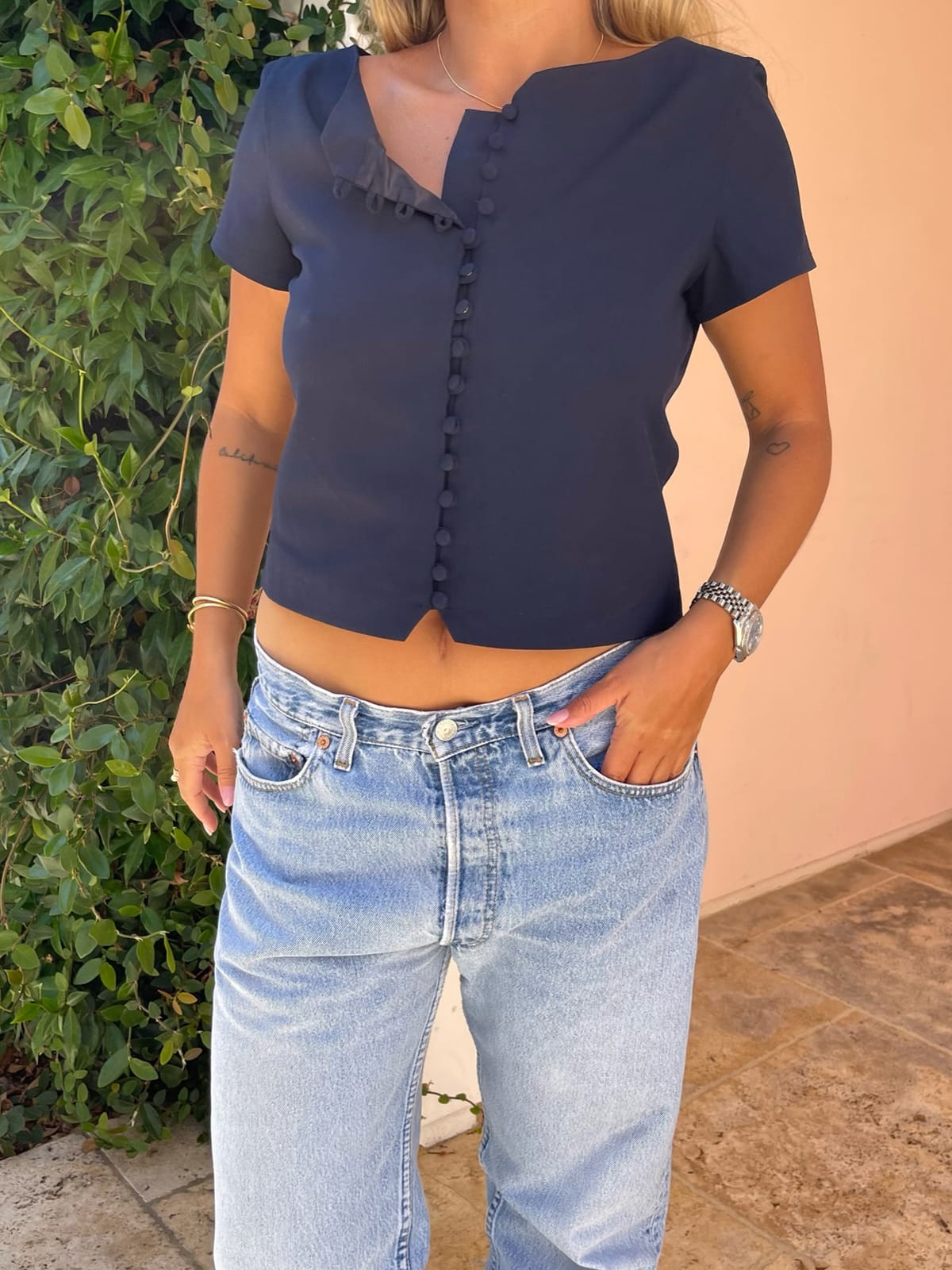 Day-to-day Top Deep Blue