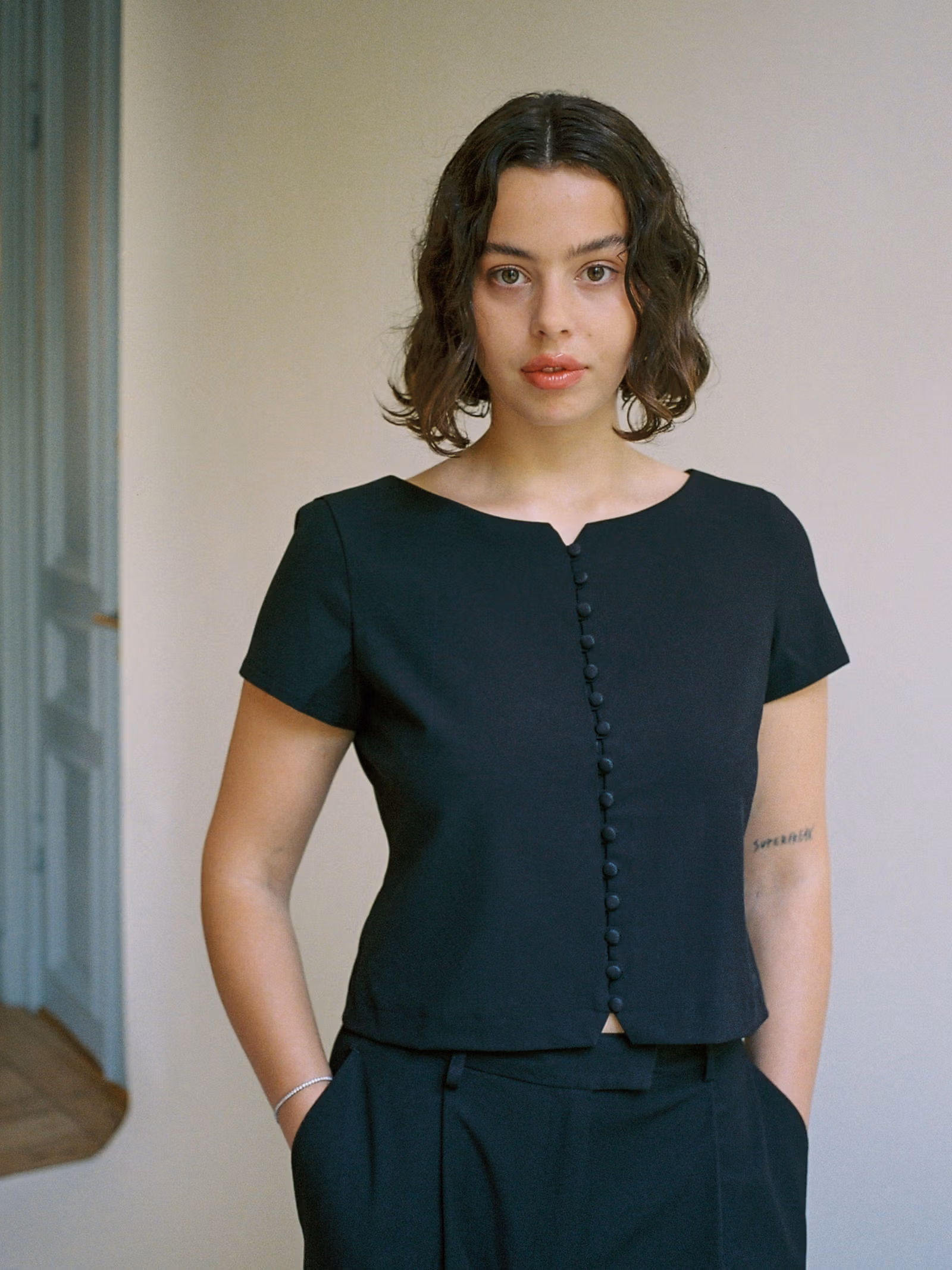 Day-to-day Top Black