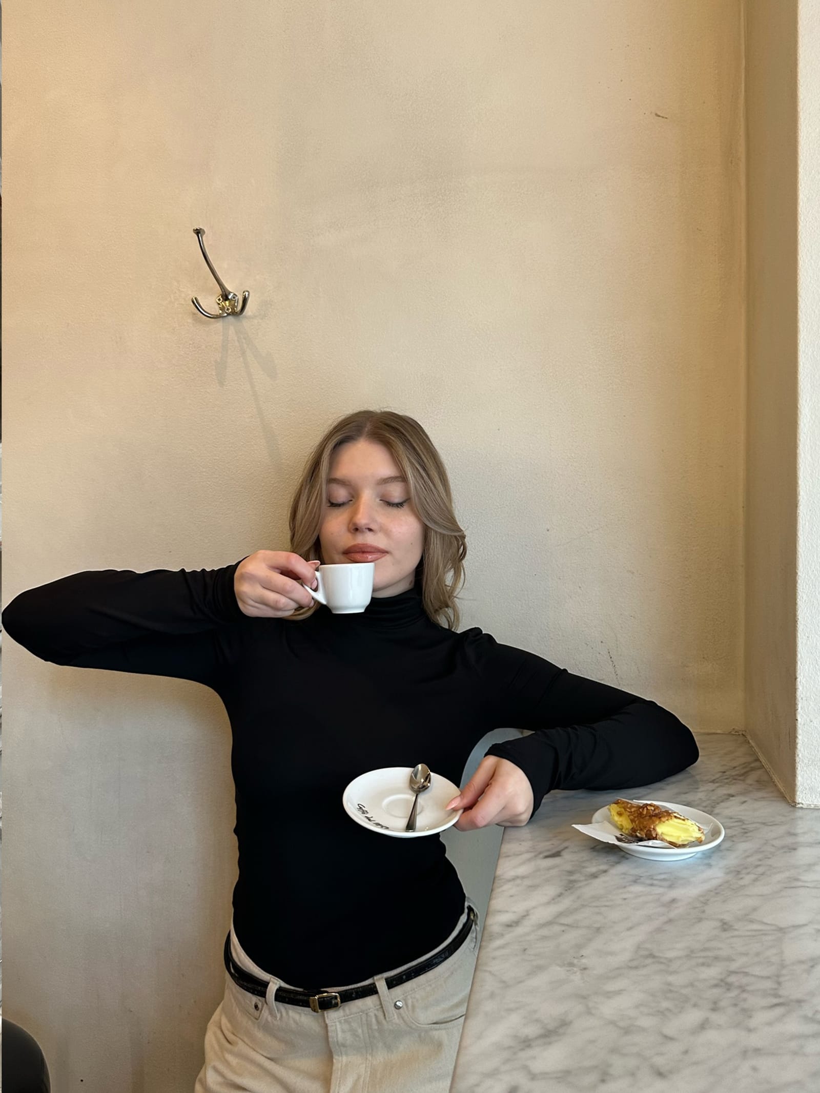 Daily Turtleneck Top Black