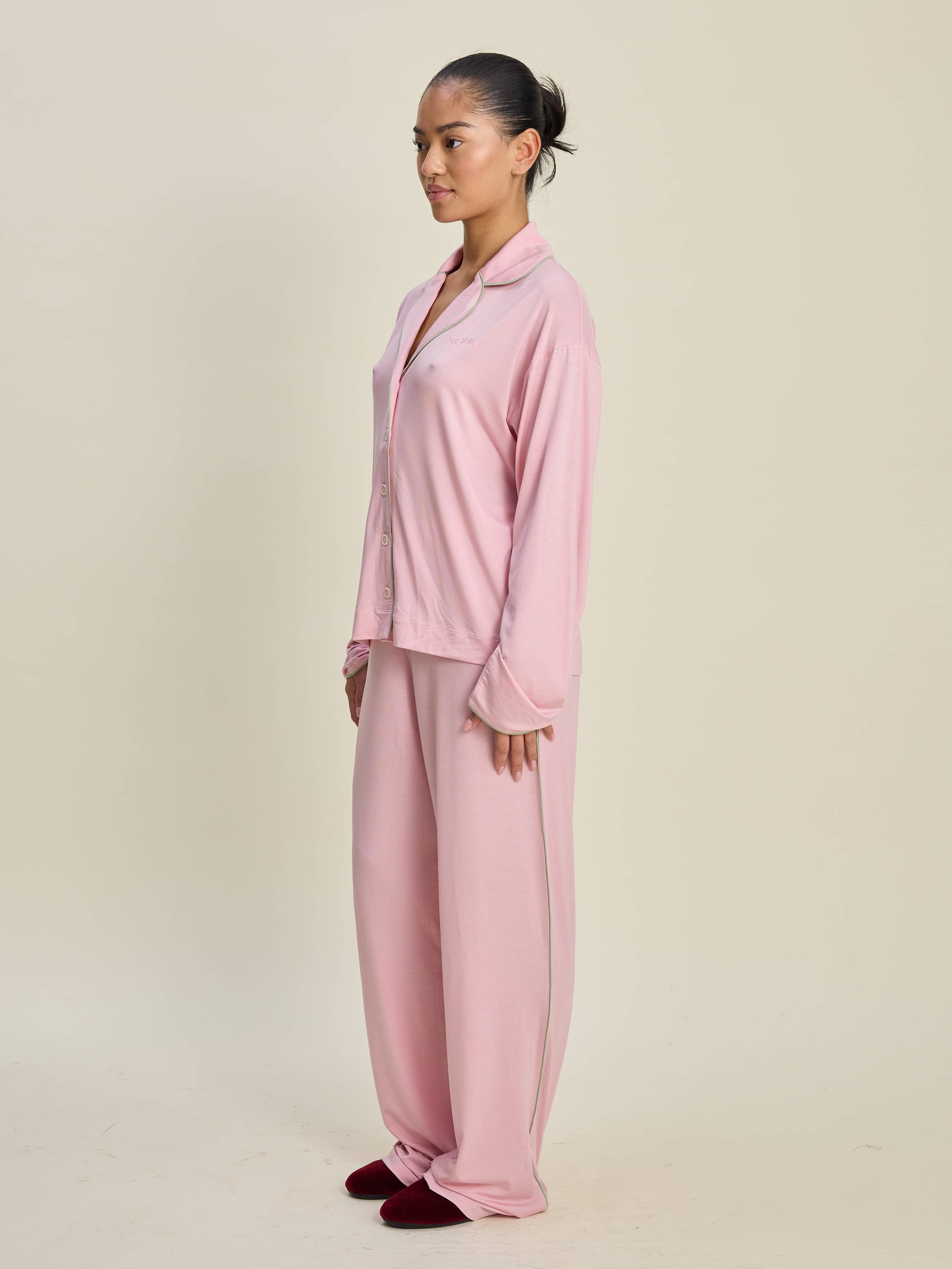Go Slow PJ Shirt Pink - Pink | Djerf Avenue