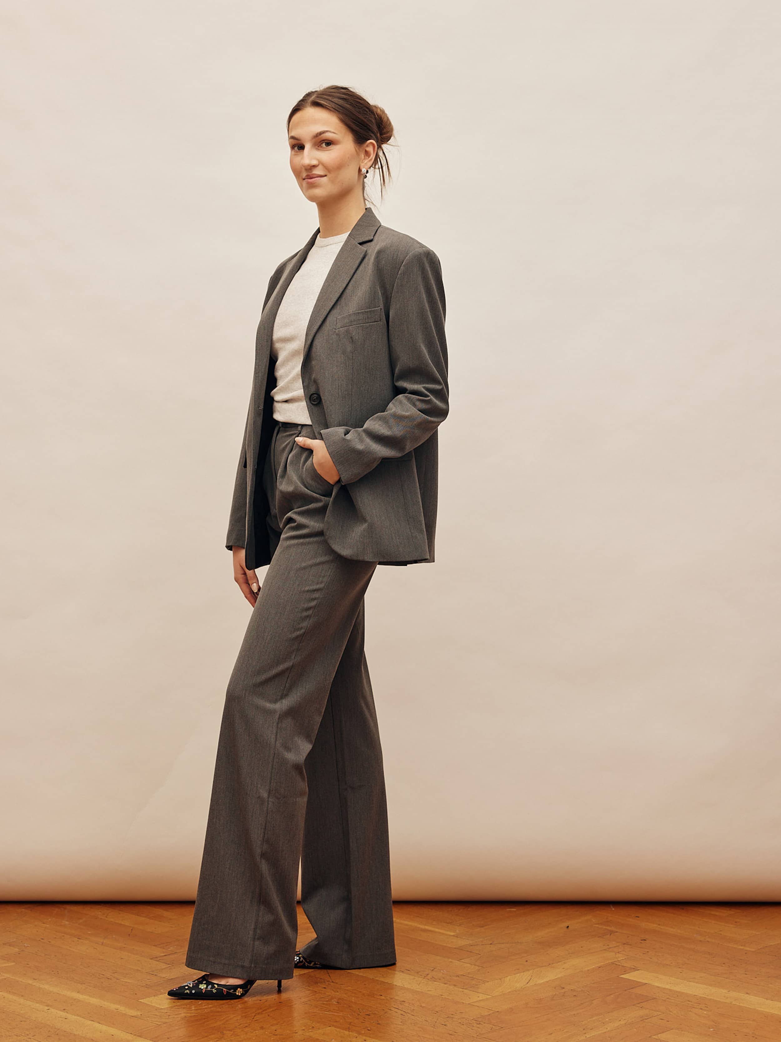 Favorite Pants Grey - Tall - Grey | Djerf Avenue