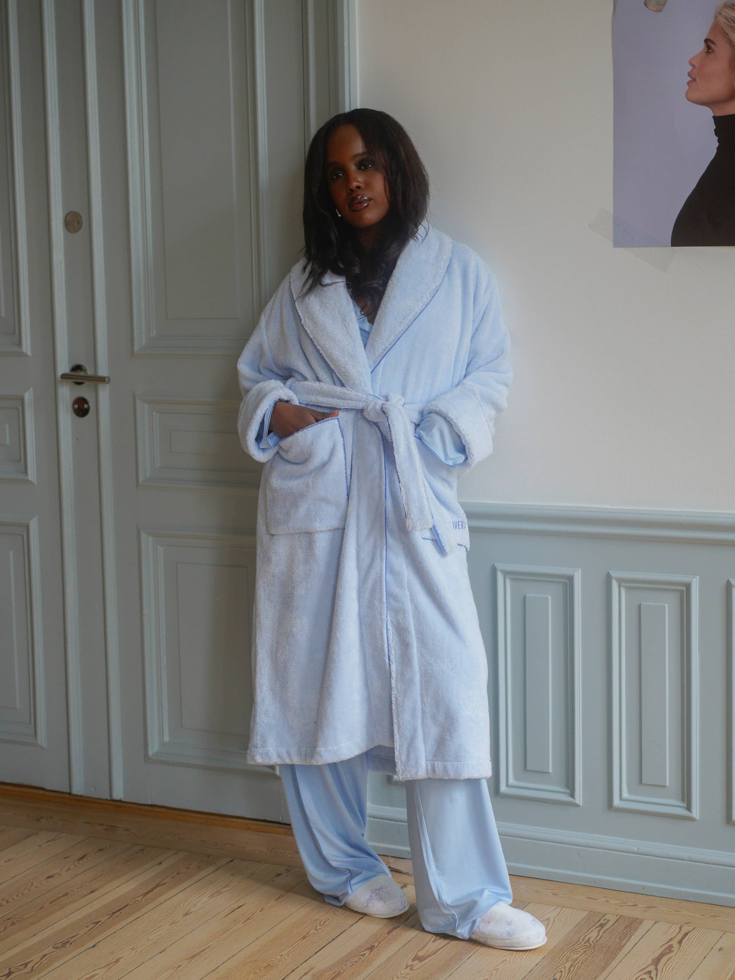 ROBE de FLEURS ブルー Bath Robe Blue - Blue | Djerf Avenue