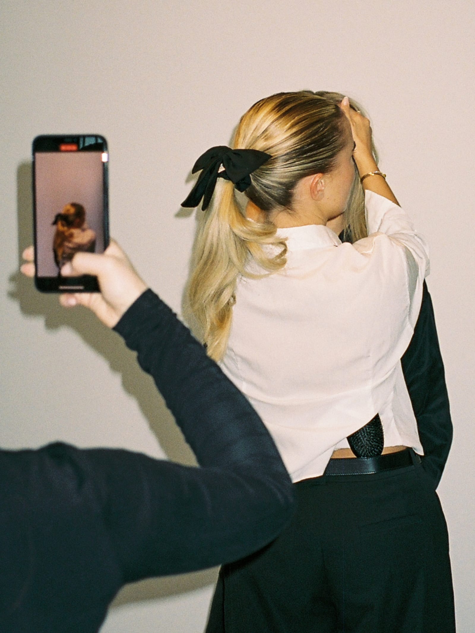 Bow Scrunchie Ash