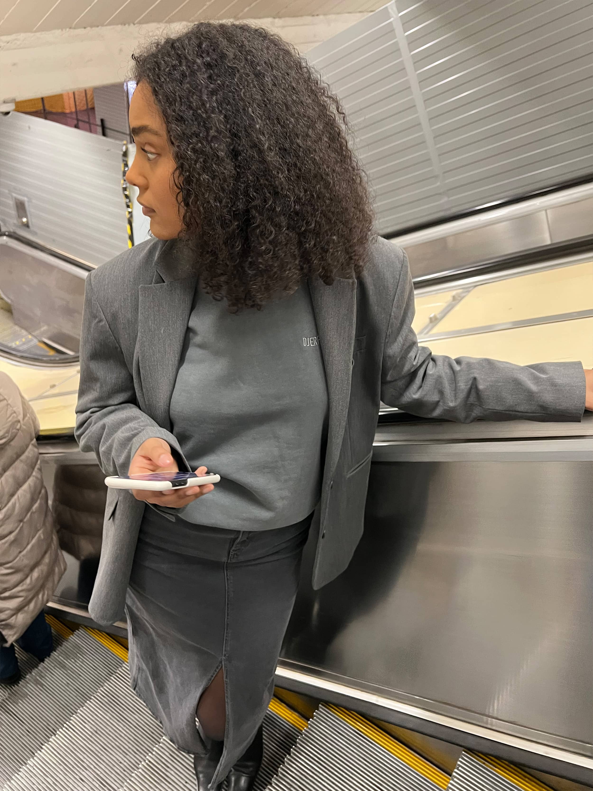 Staple Sweatshirt Washed Grey - Washed grey | Djerf Avenue