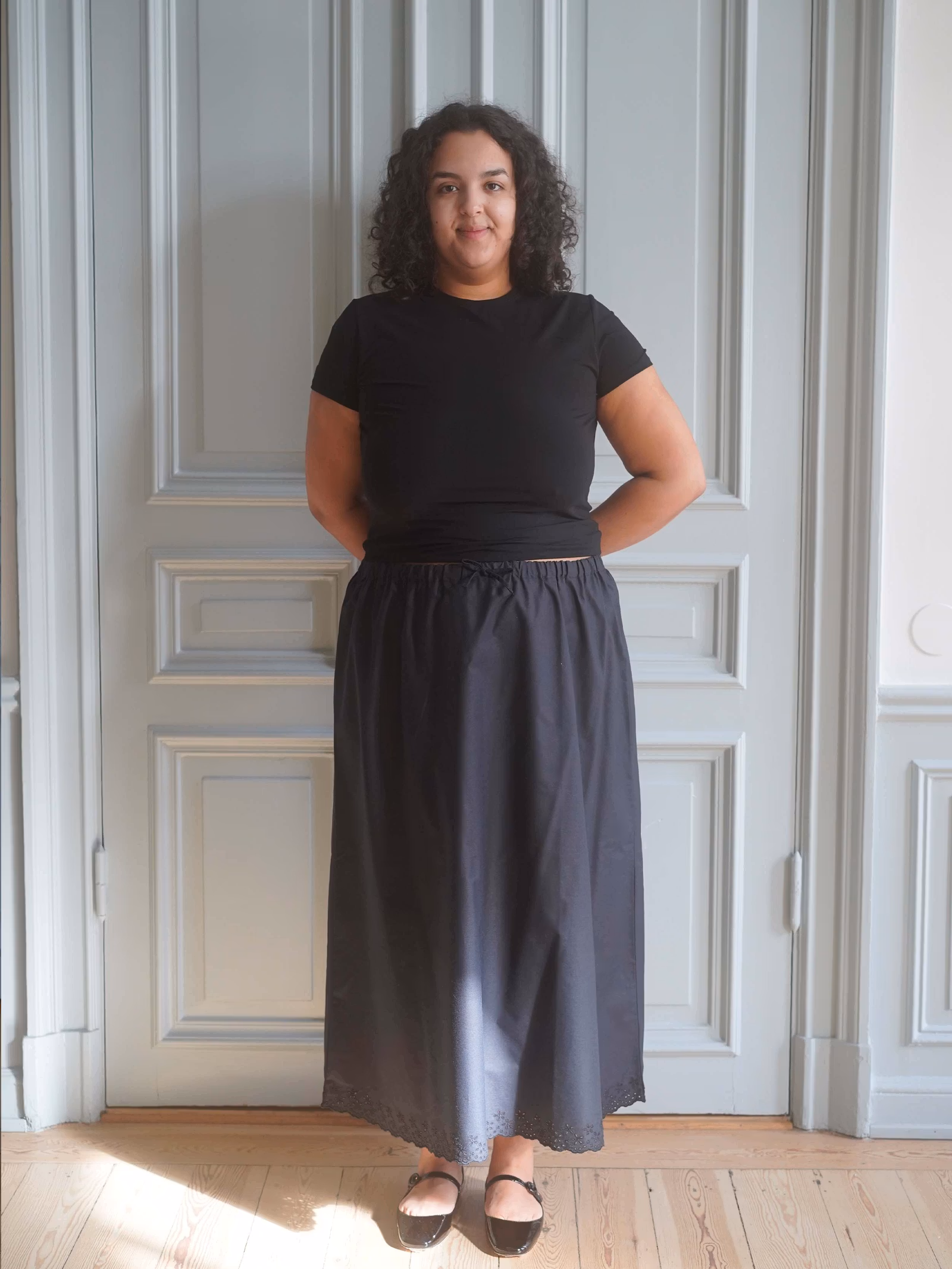 Breezy Midi Skirt Black