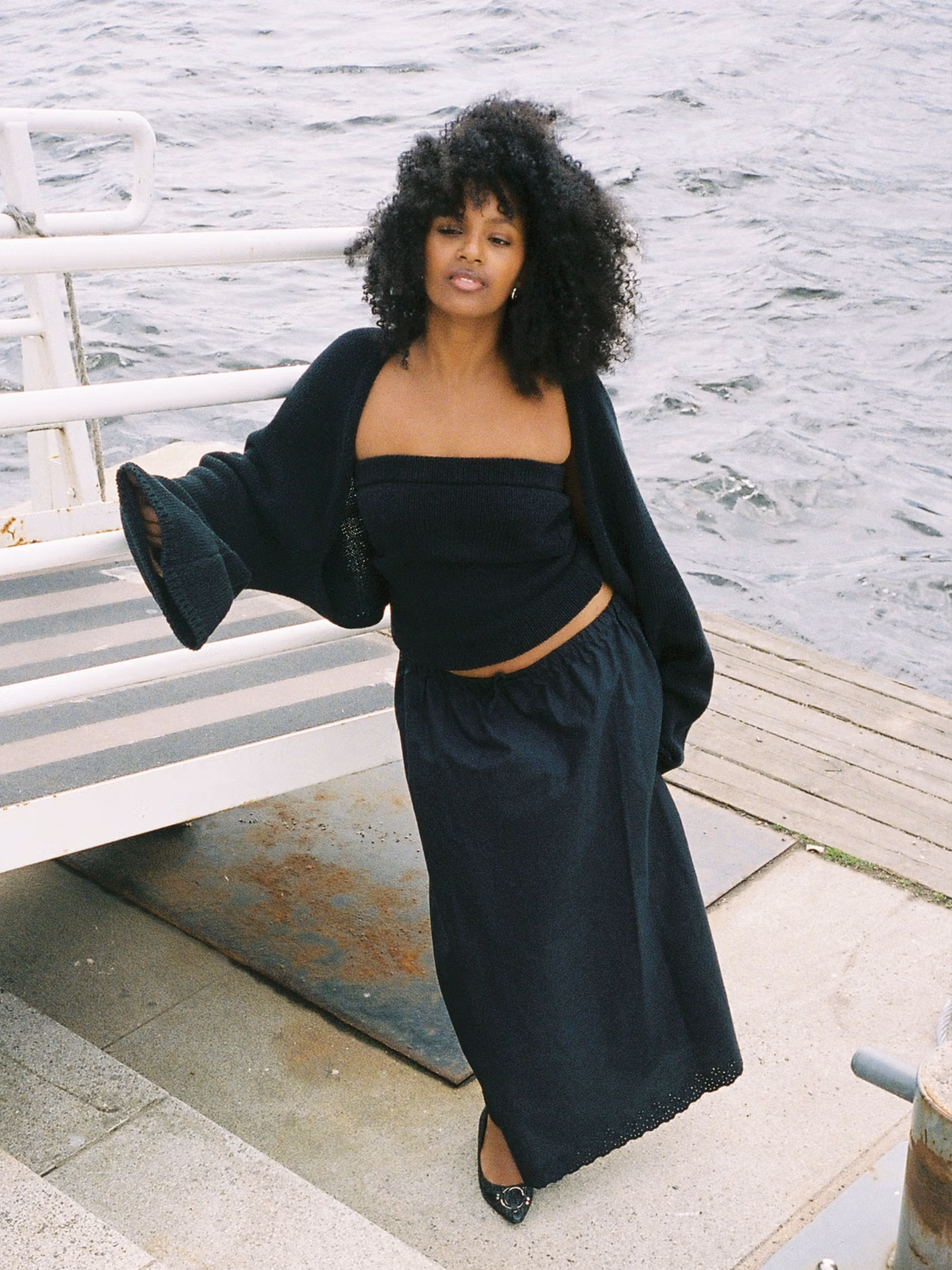 Breezy Midi Skirt Black