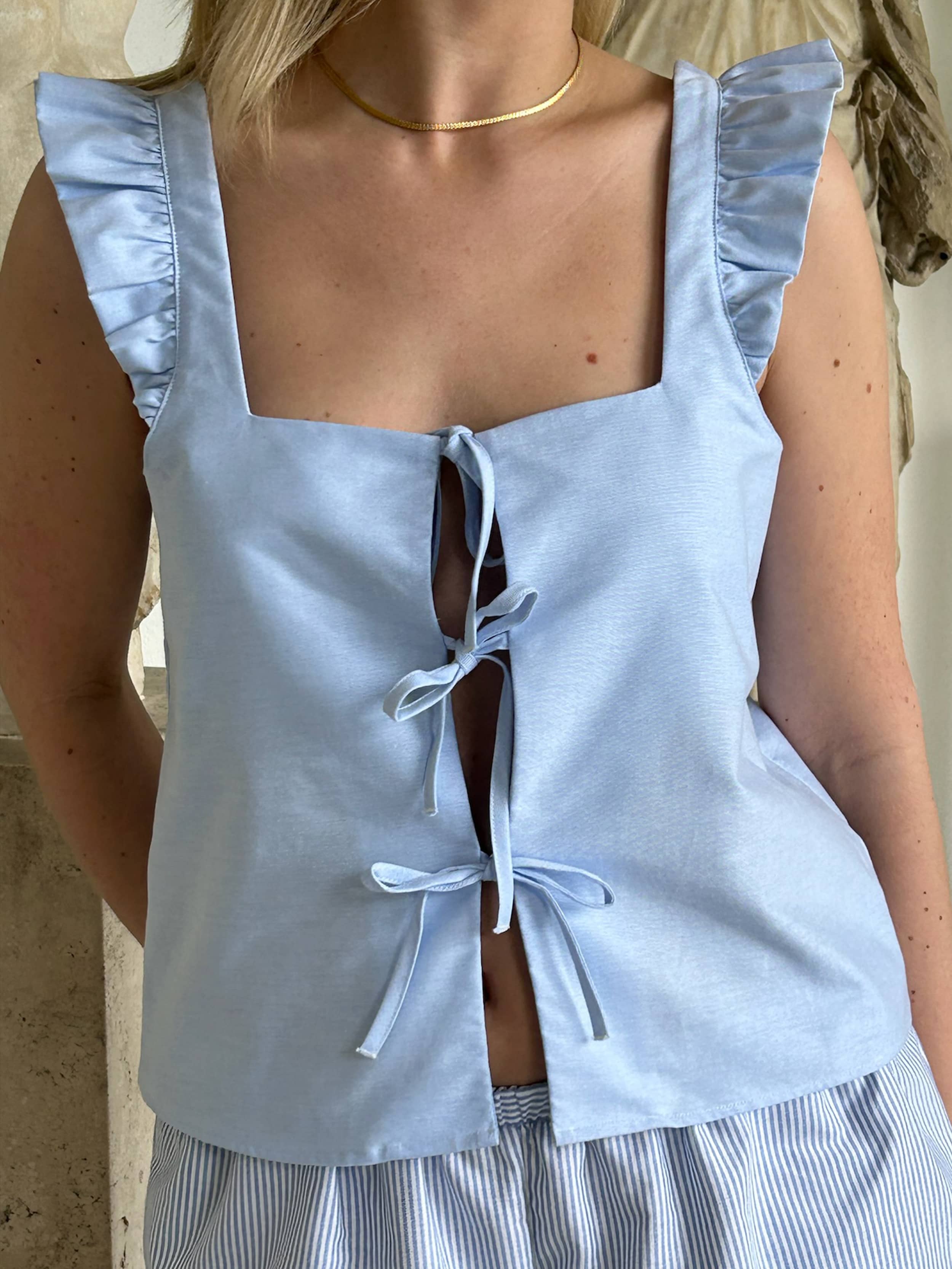 Breezy Tie Top Blue - Blue | Djerf Avenue