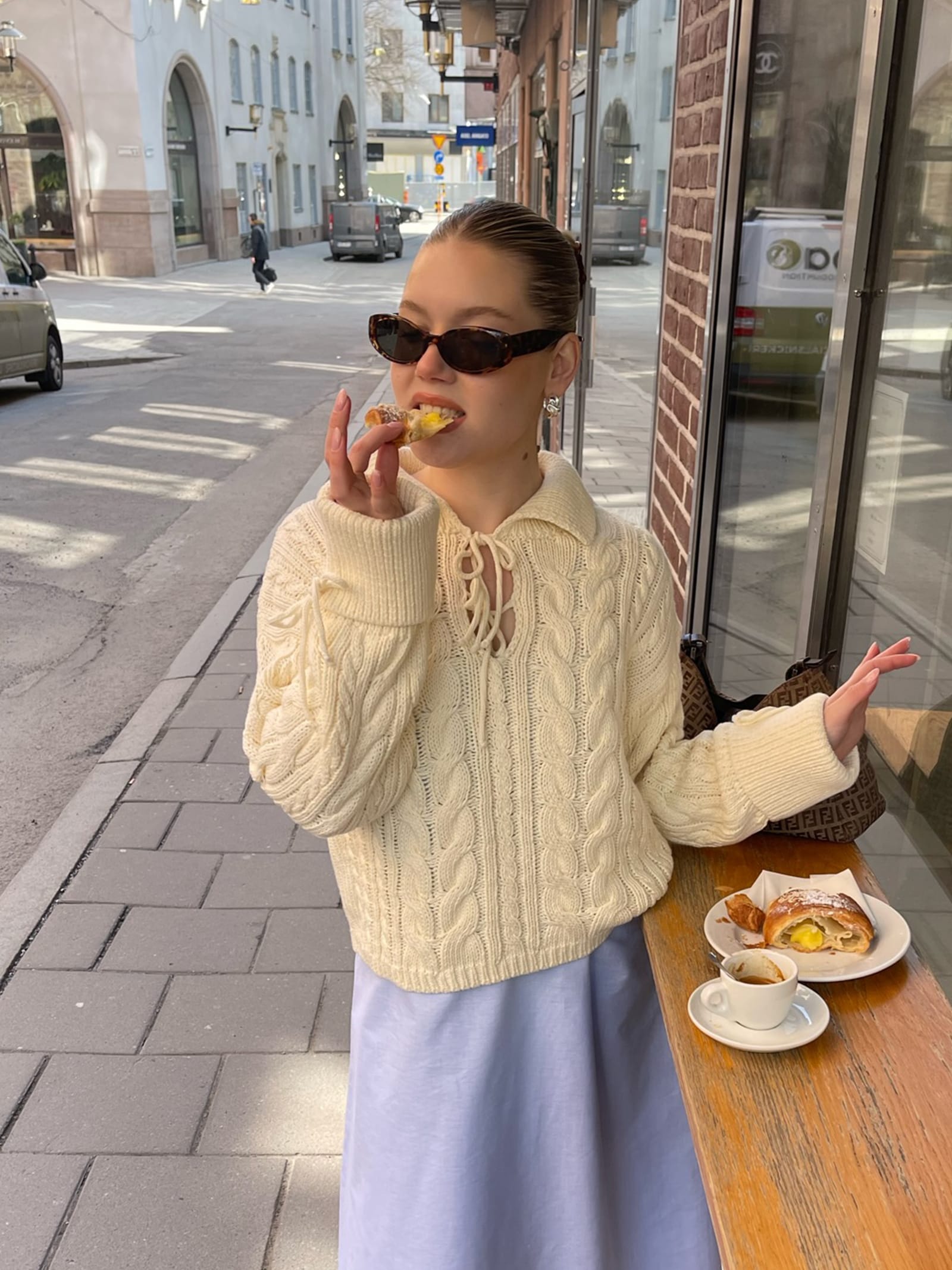 Chunky Cable Knit Cream