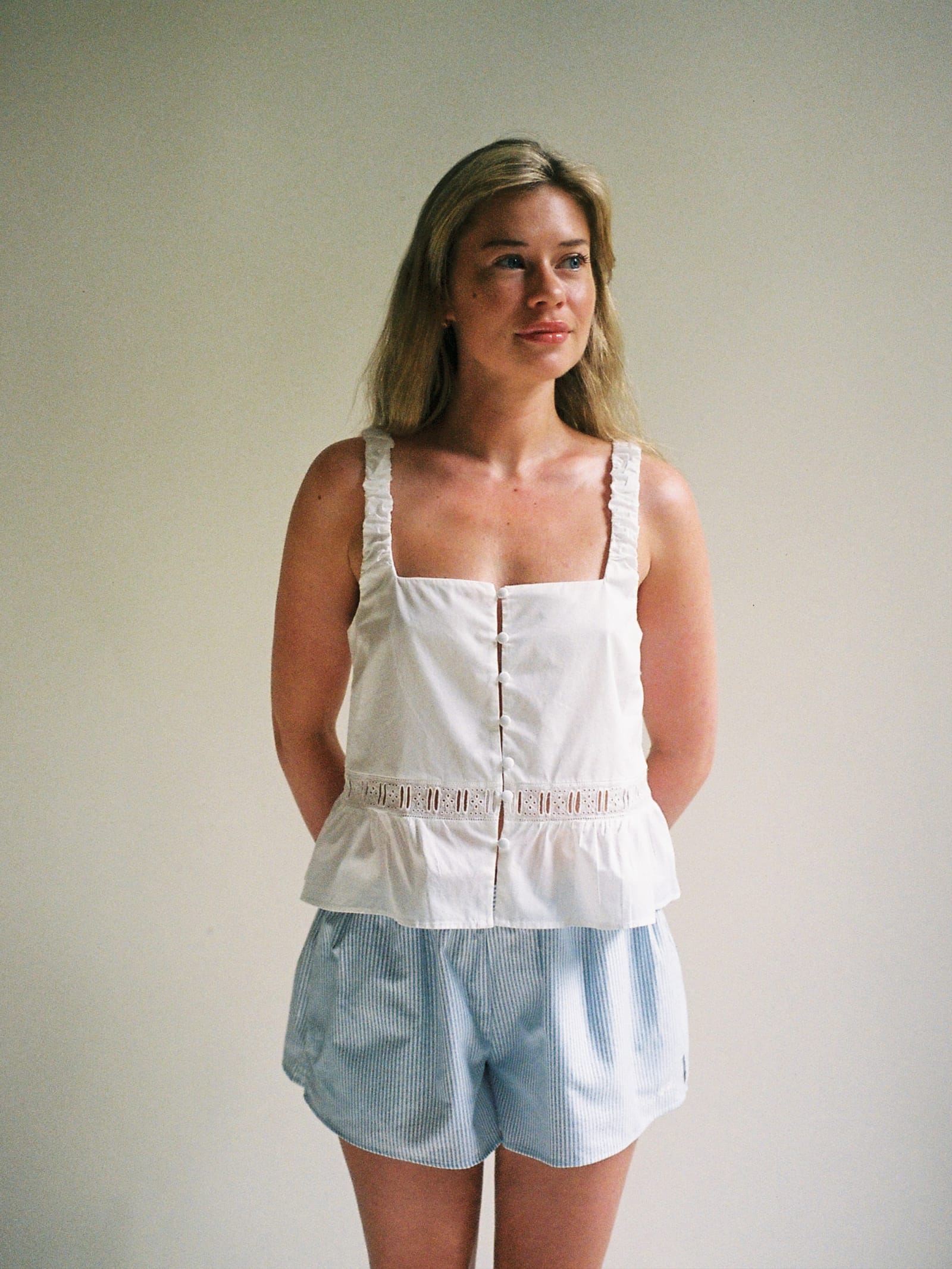 Airy Poplin Buttoned Top White