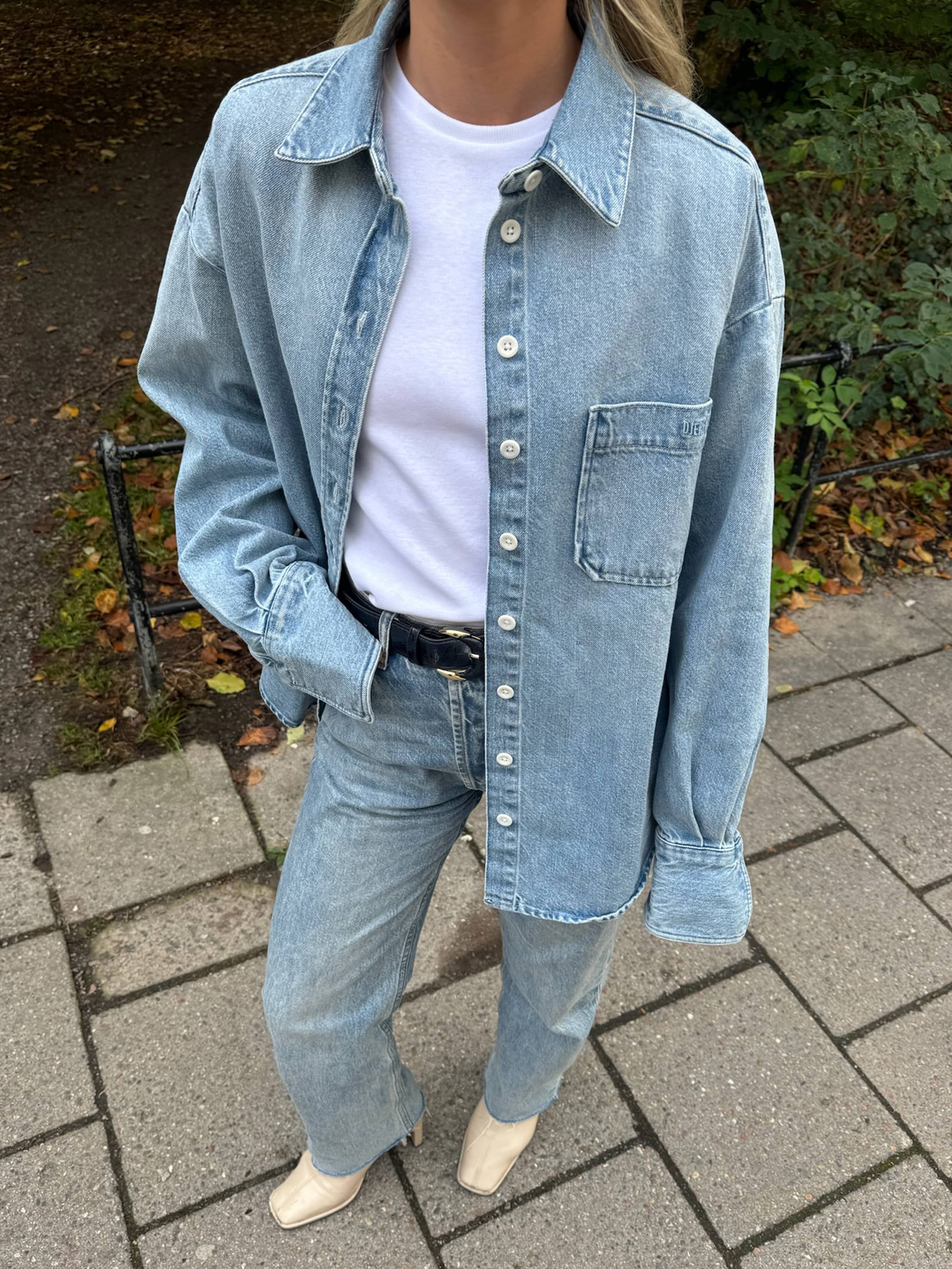 RH denim shirt． NEUW Regular-Fit Denim Shirt | Casual Shirts | Harry Rosen