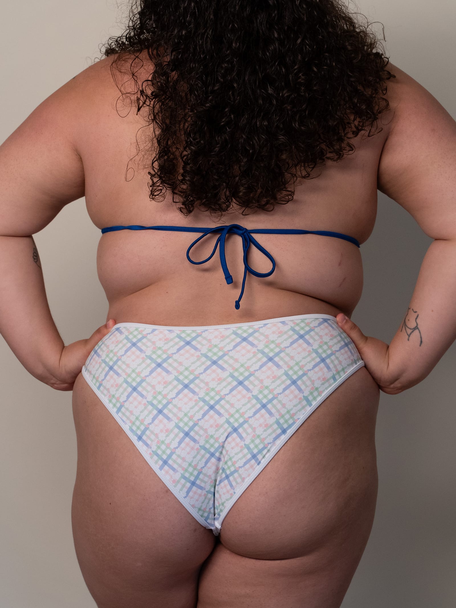 Dove Bikini Bottom Cottage Meadow