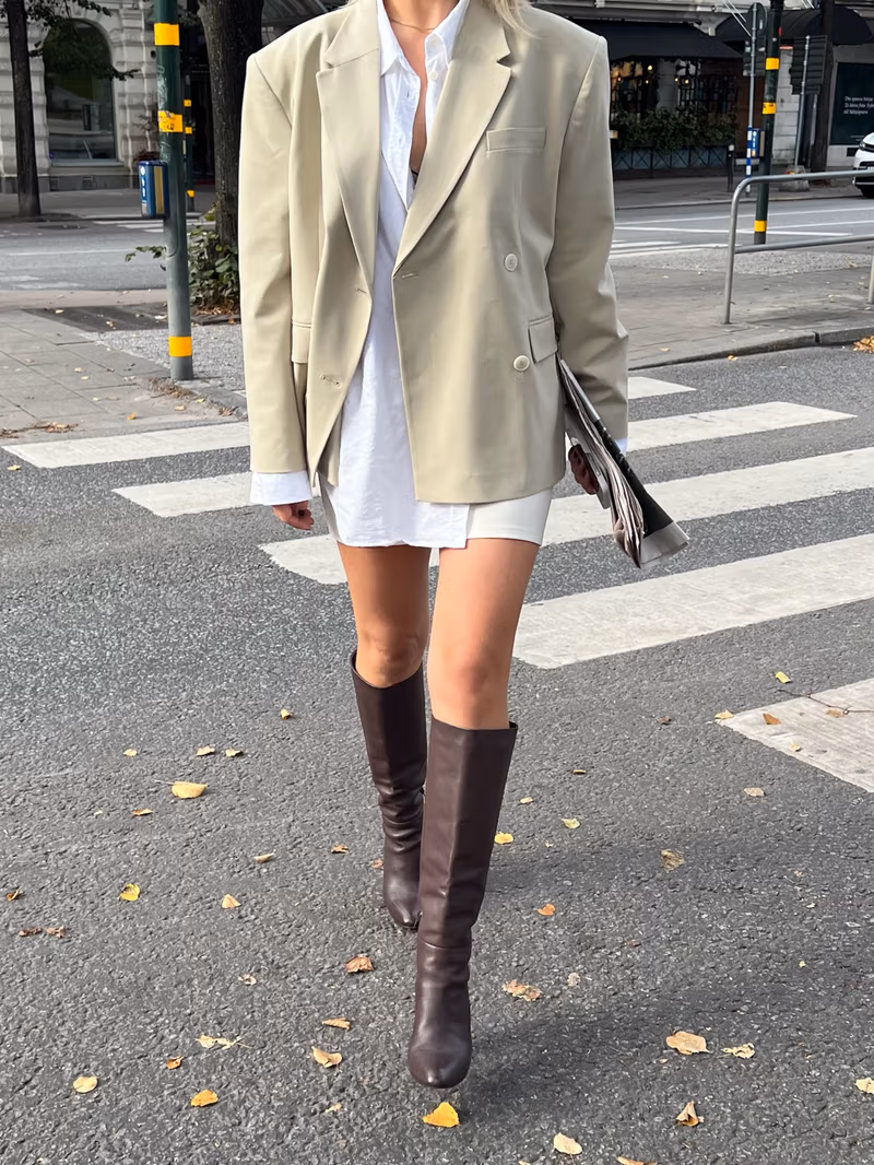 Essential Blazer Greige