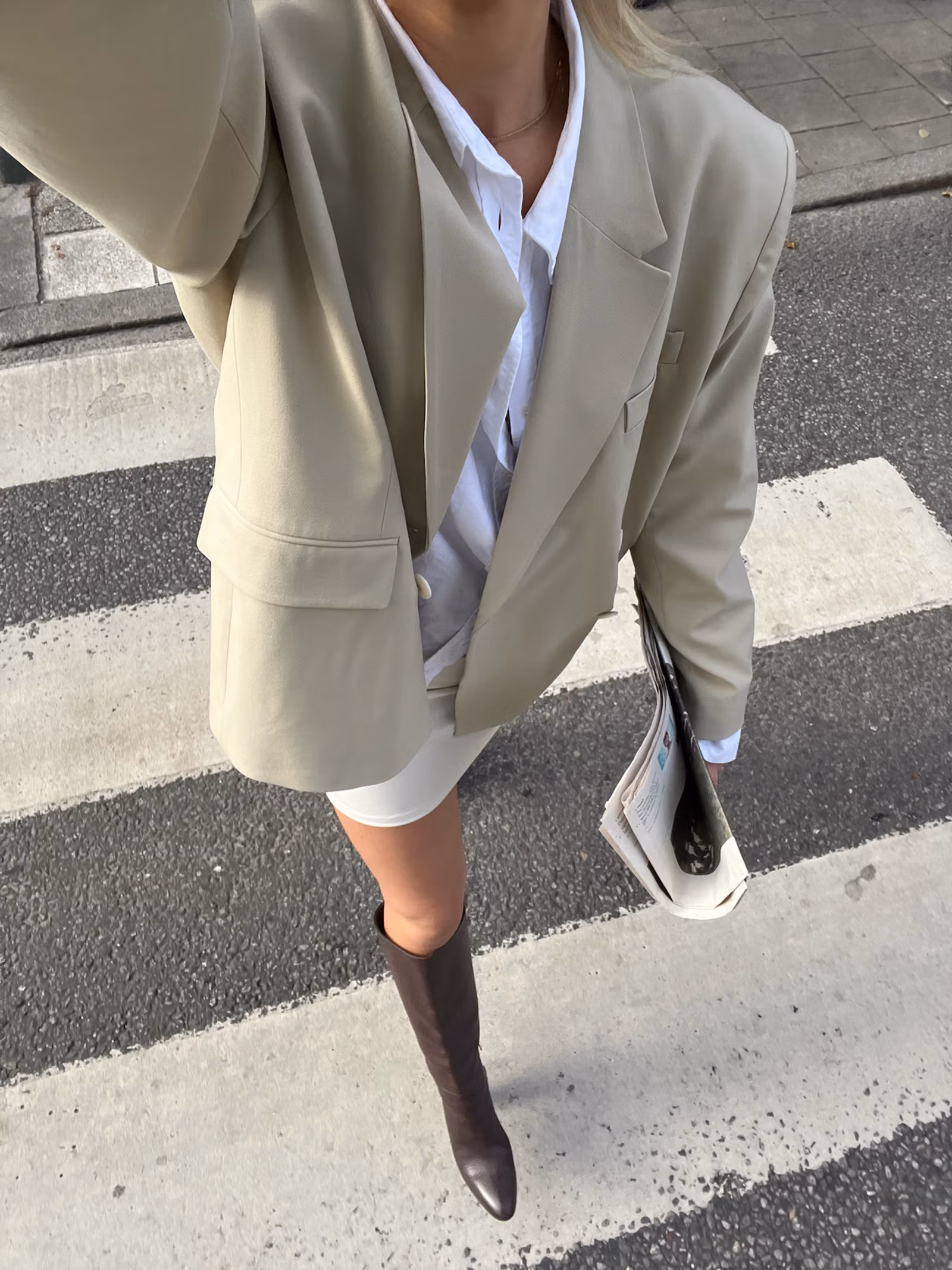 Essential Blazer Greige