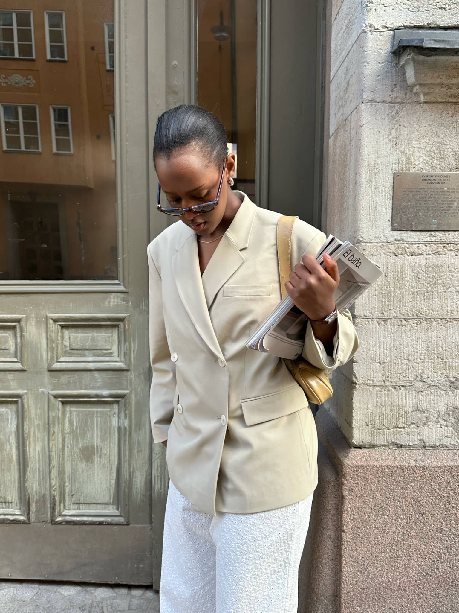 Essential Blazer Greige - Greige | Djerf Avenue