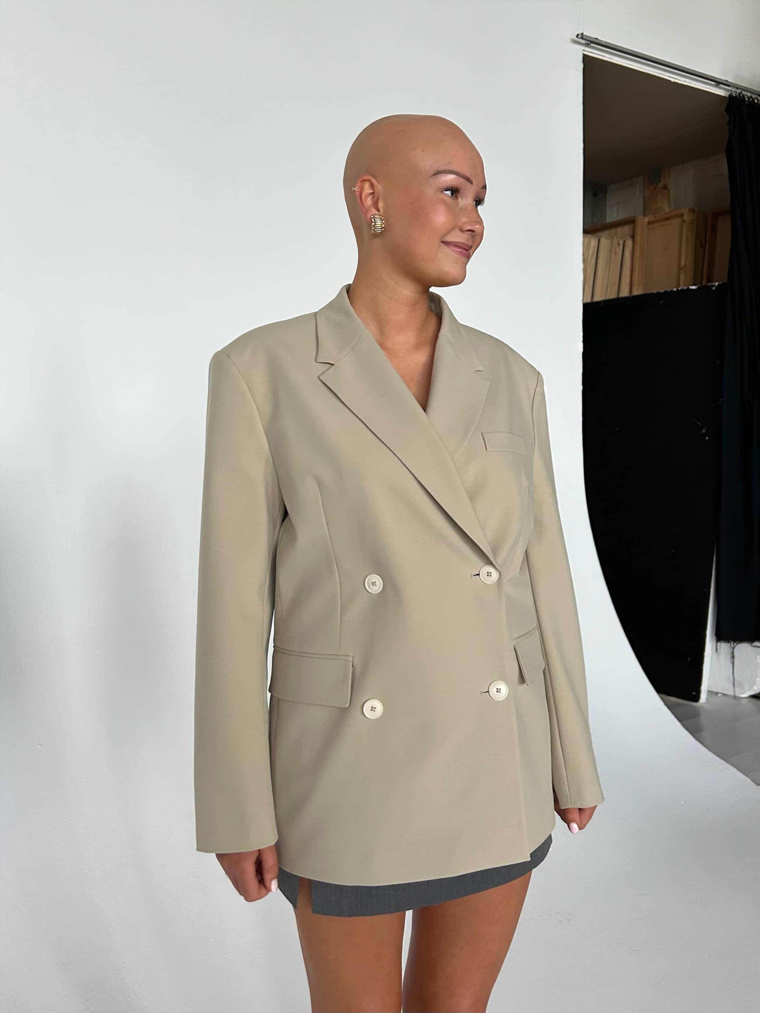 Essential Blazer Greige - Greige | Djerf Avenue