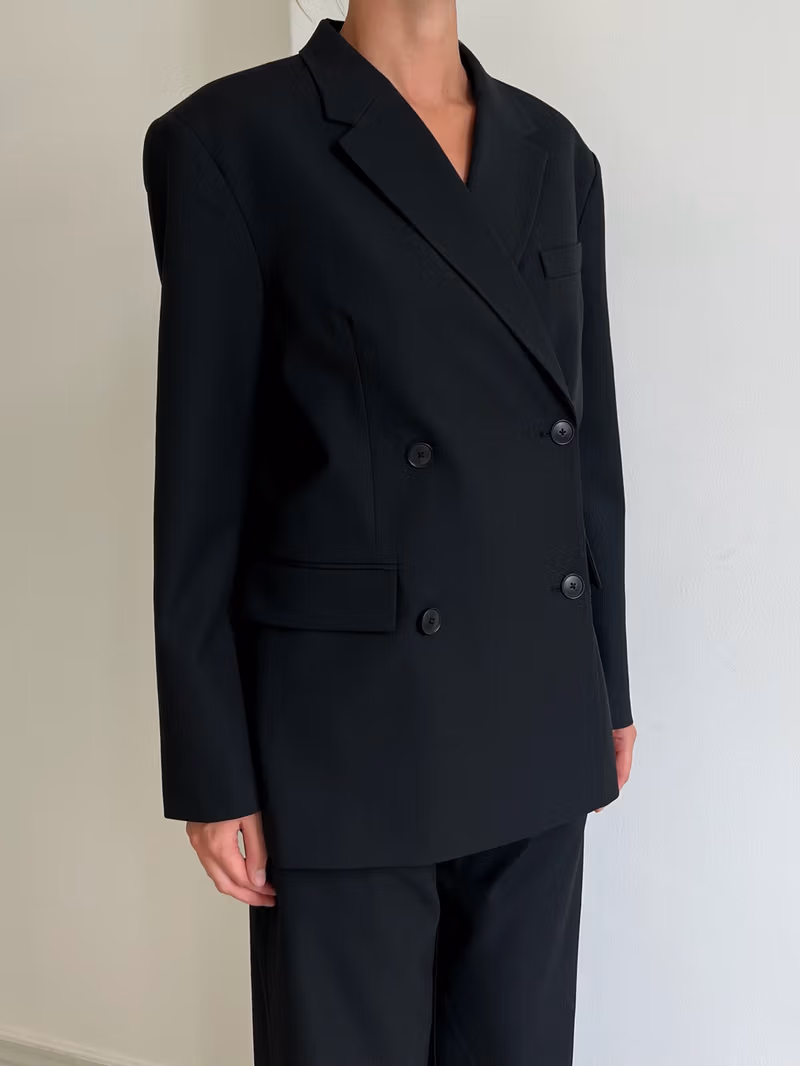 Essential Blazer Black