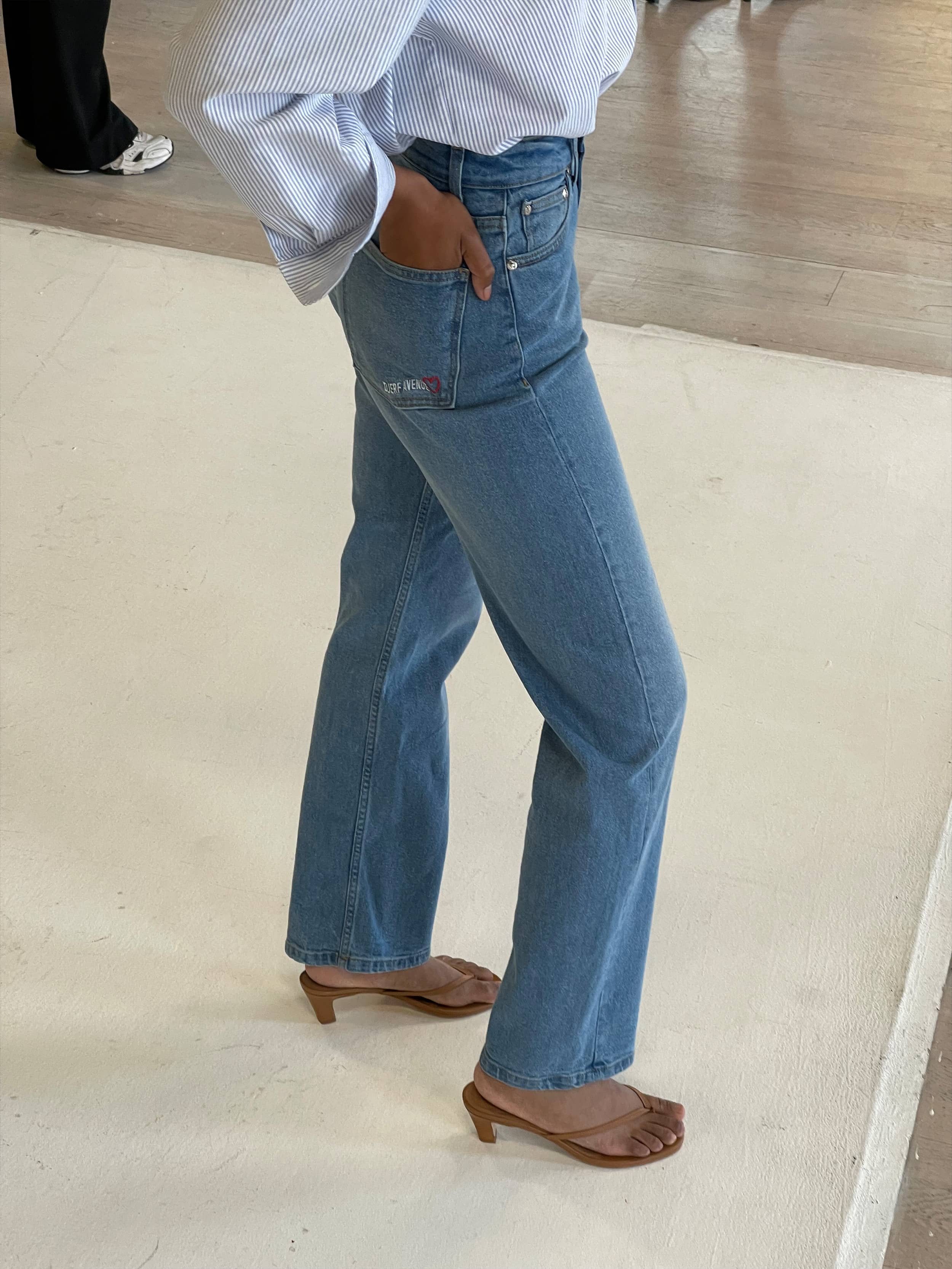Straight Jeans Mid Blue - Mid blue | Djerf Avenue