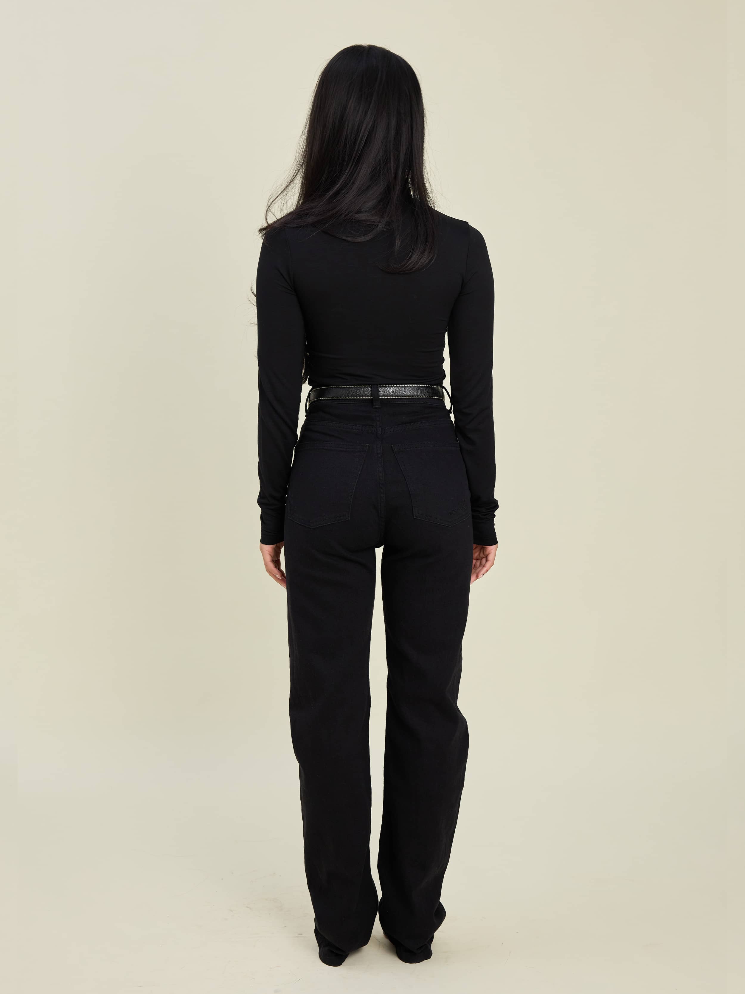Straight Jeans Midnight Black - Midnight Black | Djerf Avenue