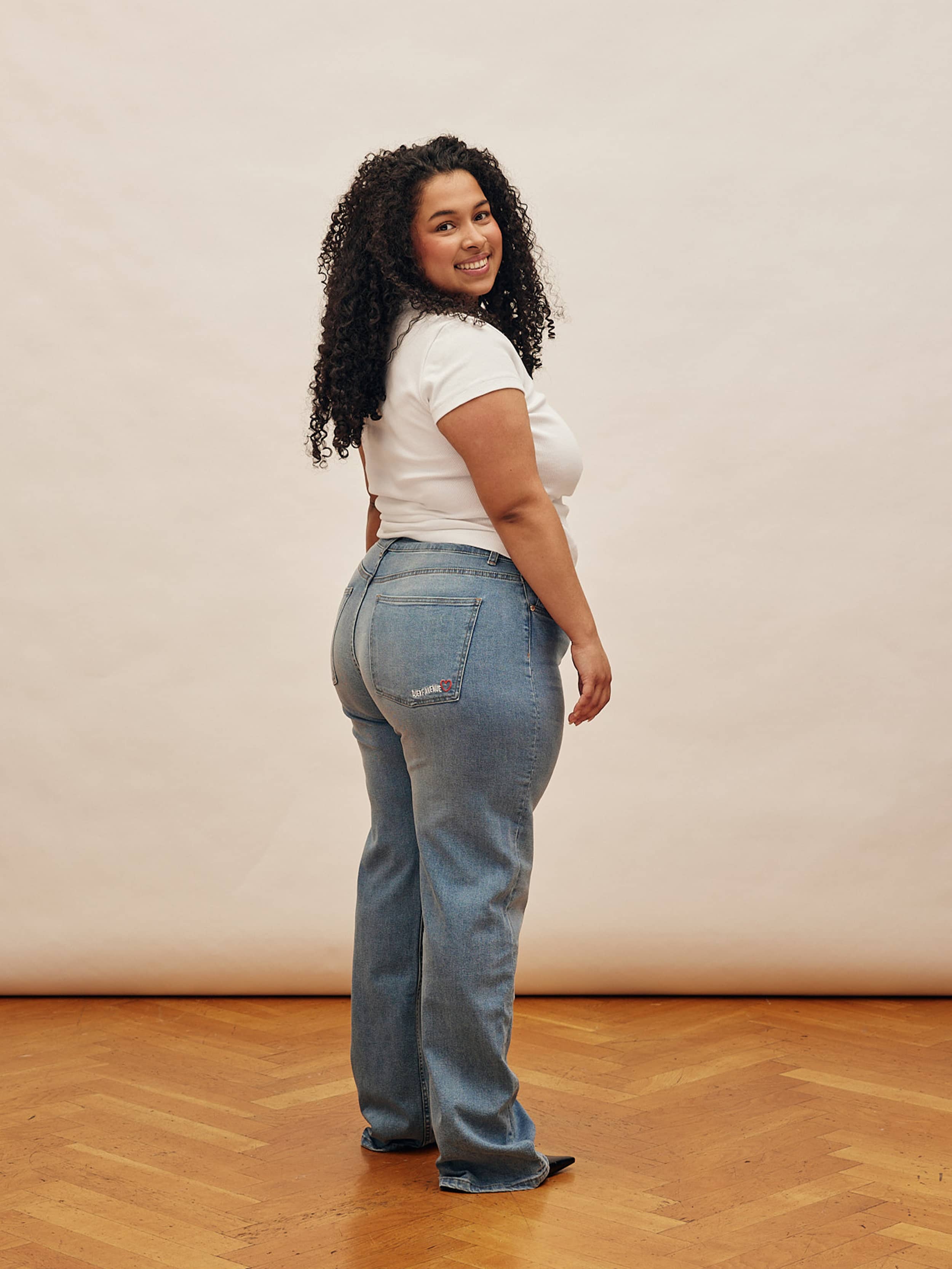 Straight Jeans Mid Blue - Mid blue | Djerf Avenue