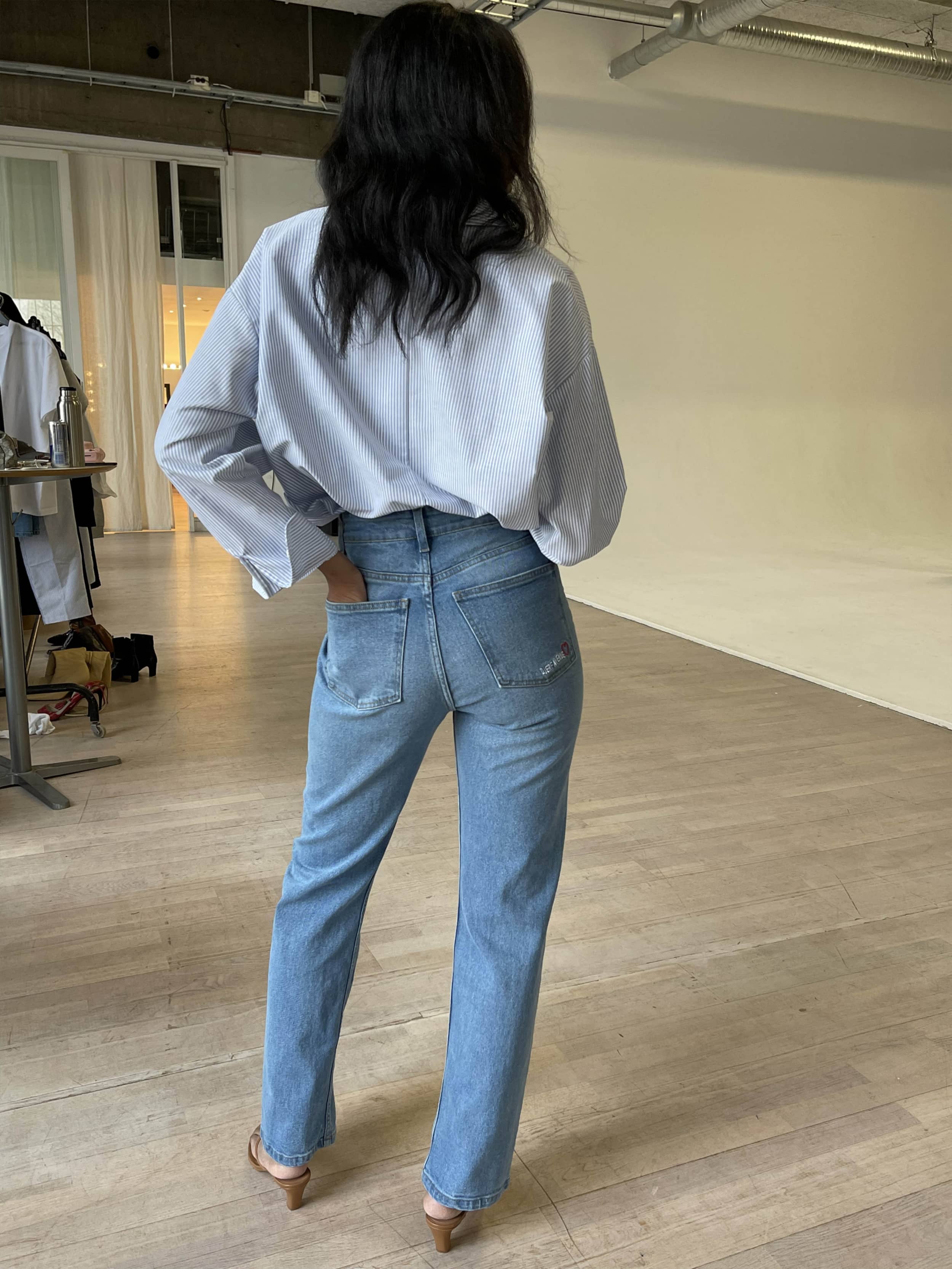Straight Jeans Mid Blue - Mid blue | Djerf Avenue