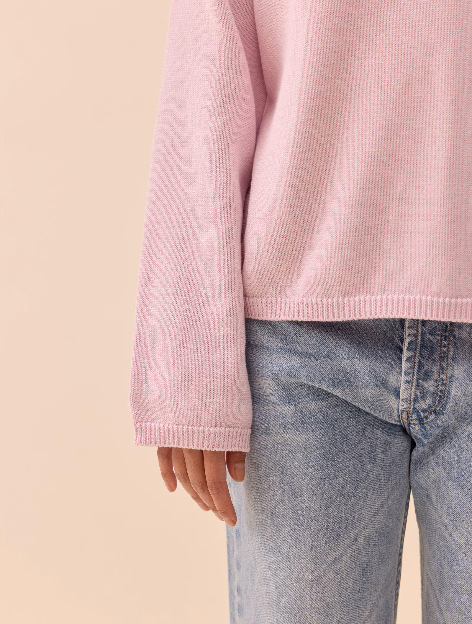 V-neck Sweater Lilac