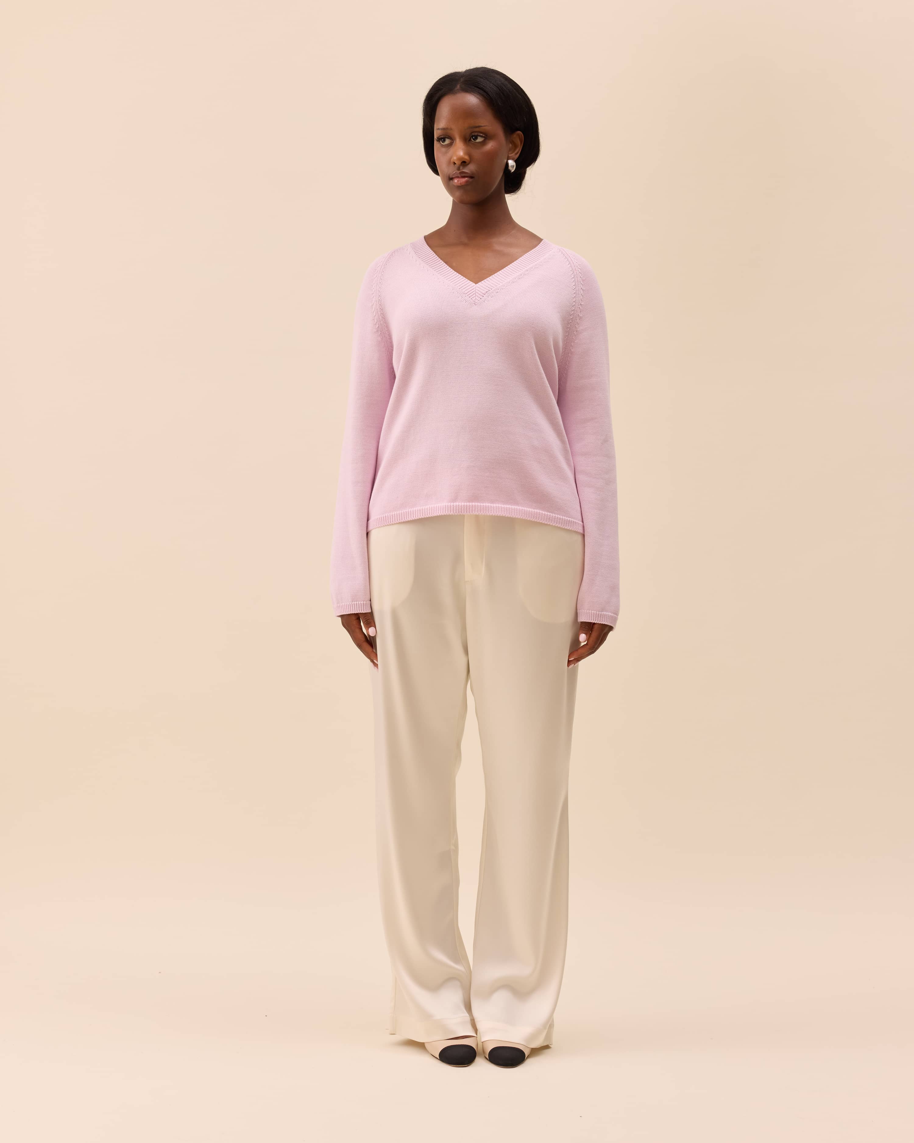 V-neck Sweater Lilac | Djerf Avenue
