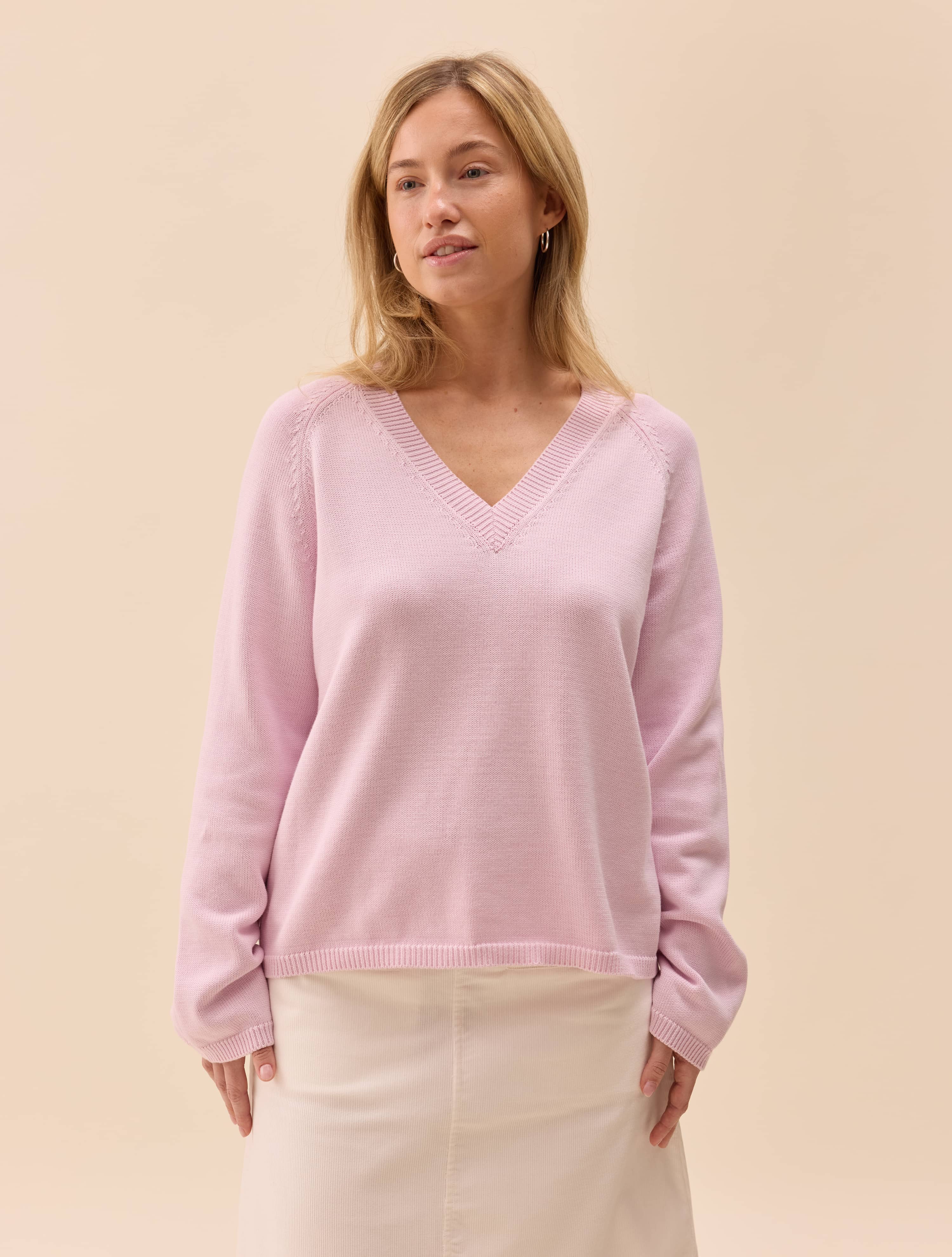 V-neck Sweater Lilac | Djerf Avenue