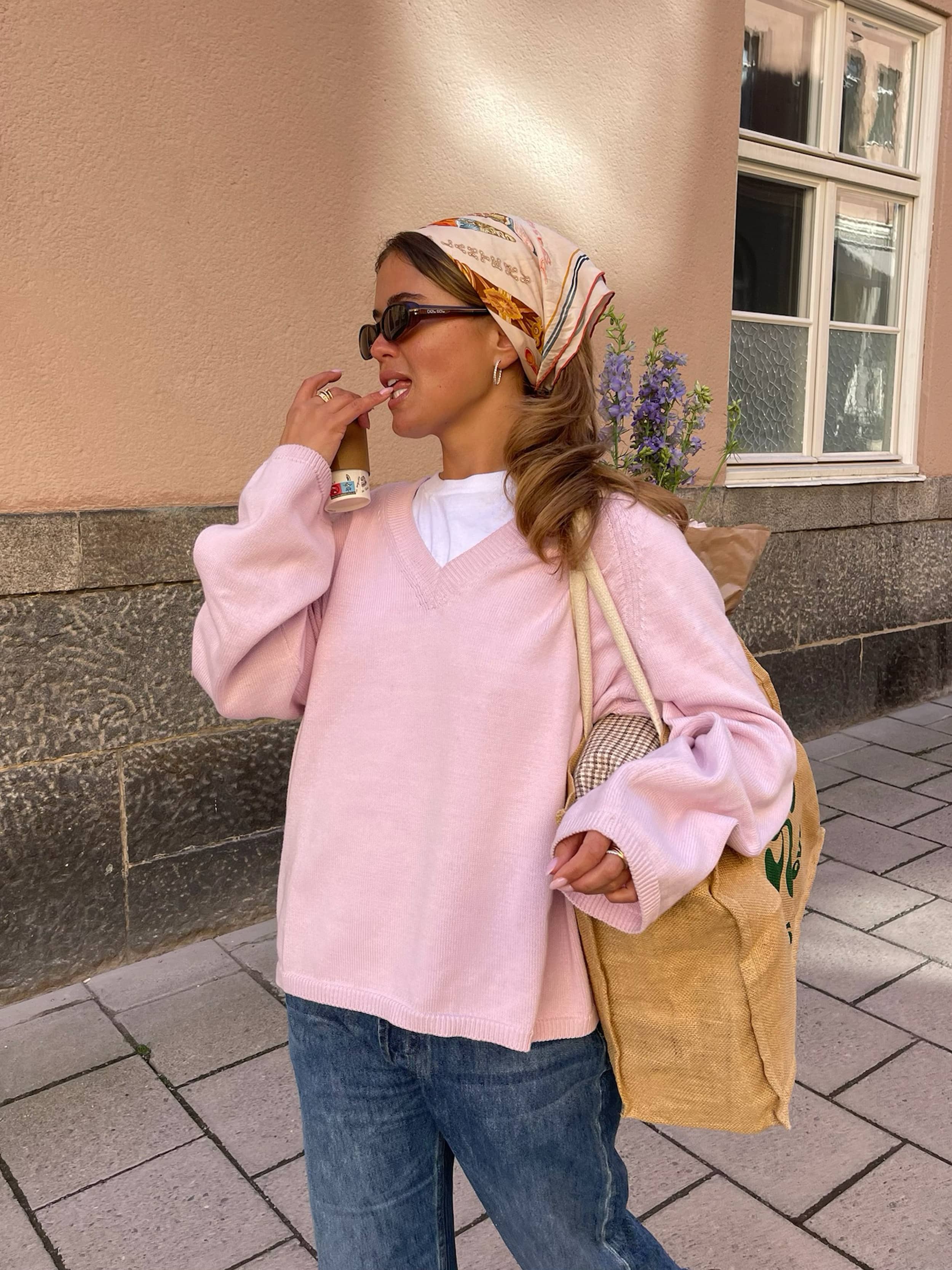 V-neck Sweater Lilac | Djerf Avenue