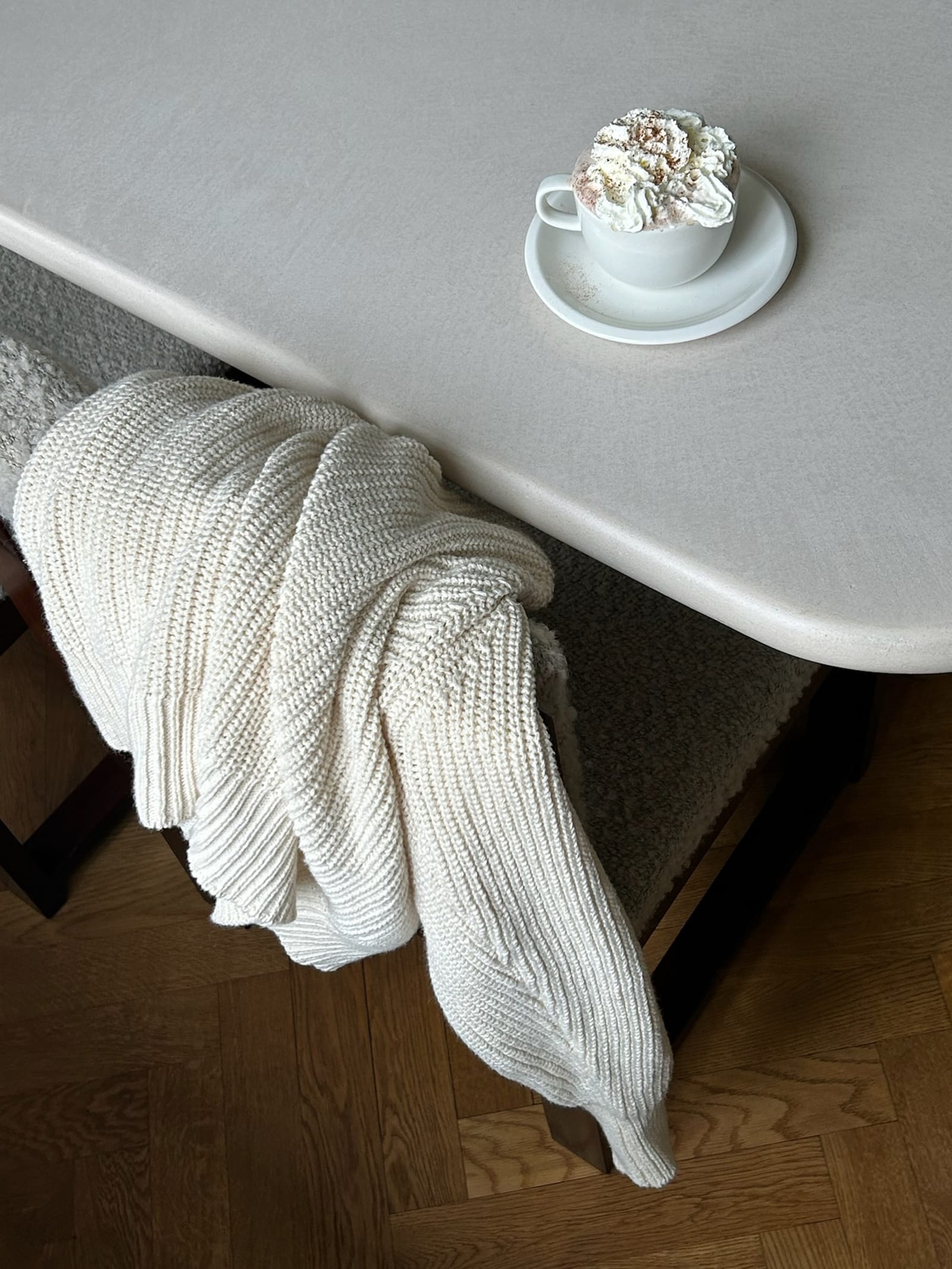 Chunky Raglan Roundneck Off White