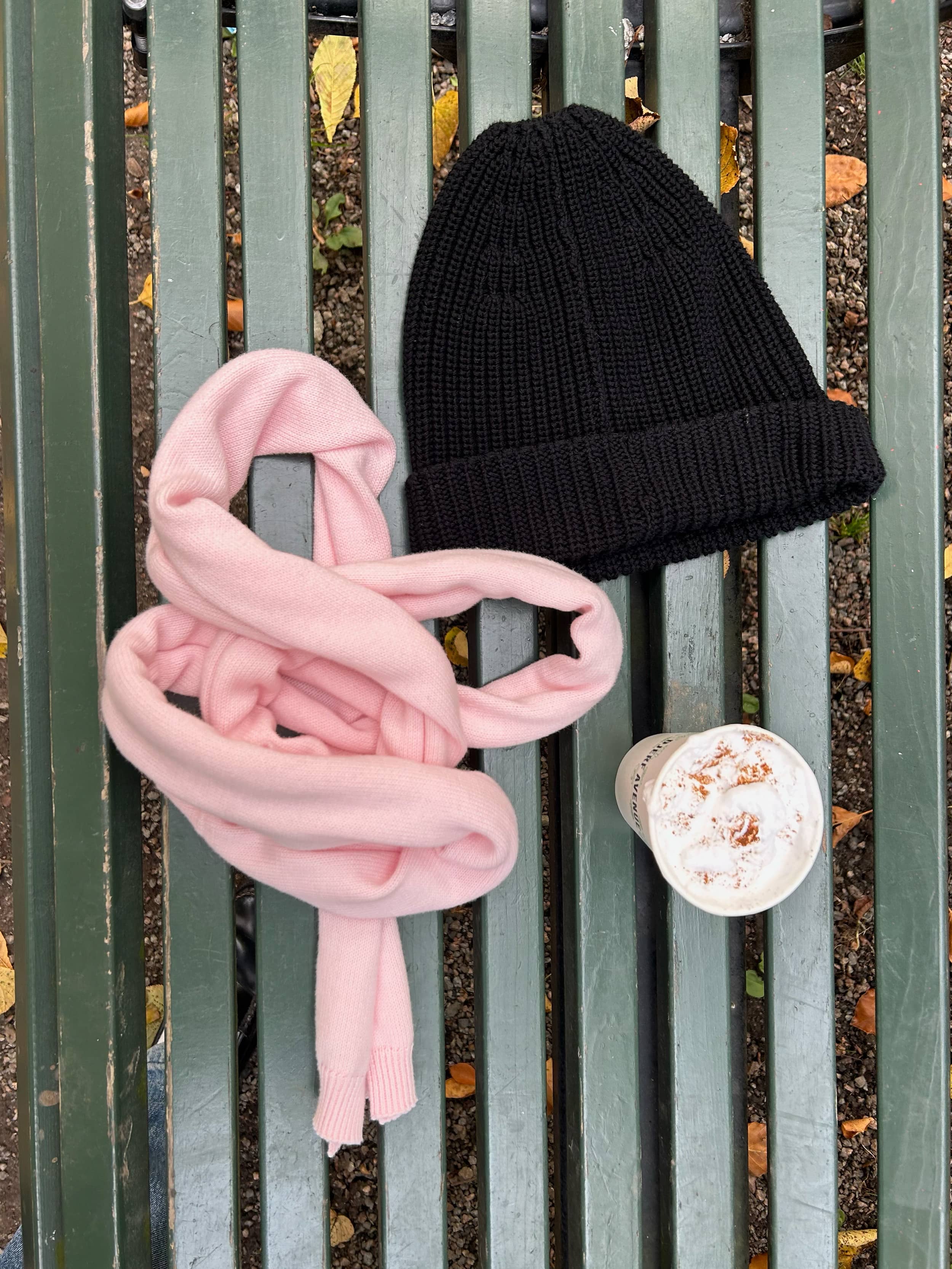 Knitted Beanie Black - Black | Djerf Avenue