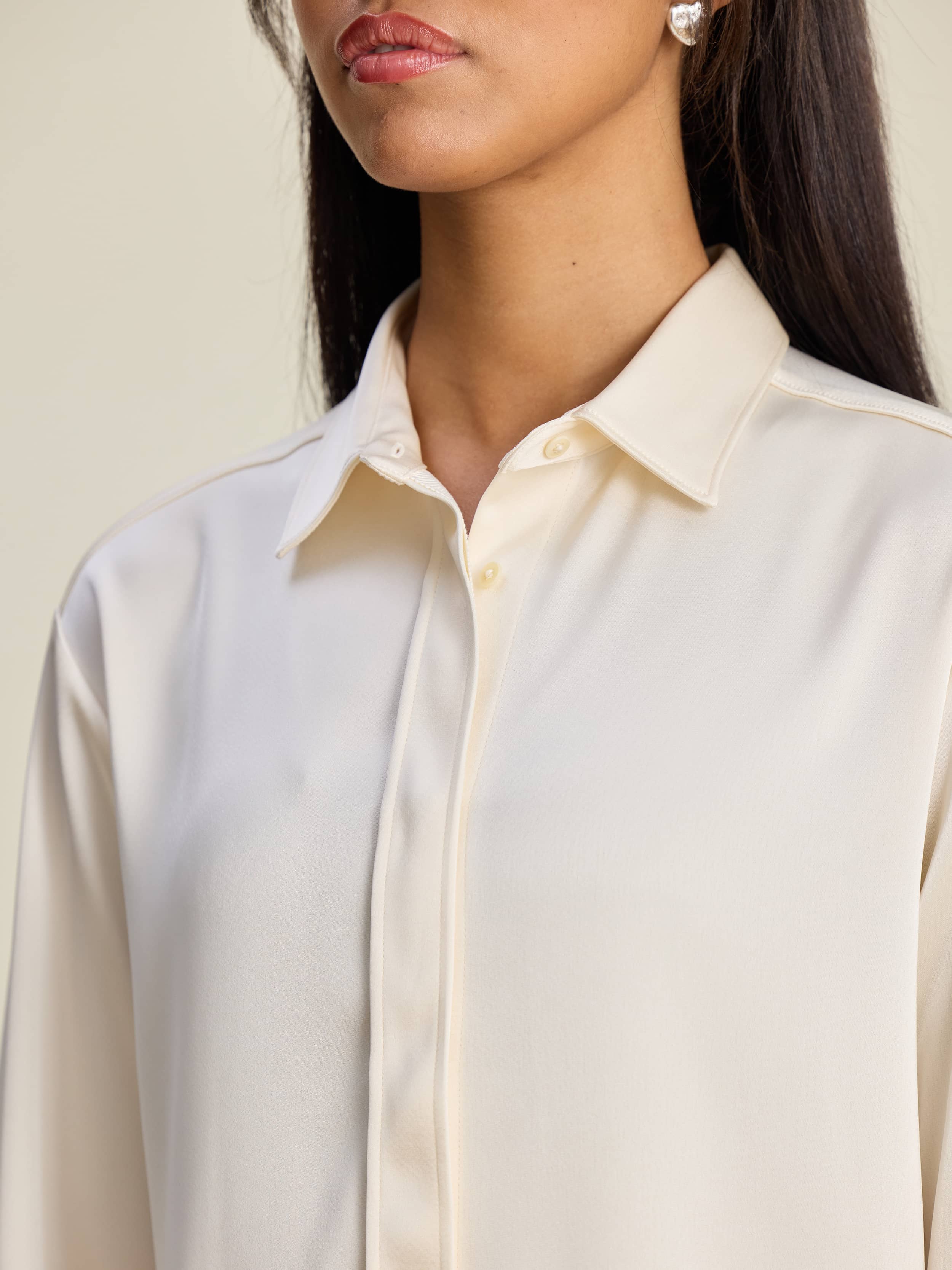 【新品】imperf Vintage Satin Shirt Ecru Satin Shirt Ivory - Ivory | Djerf Avenue