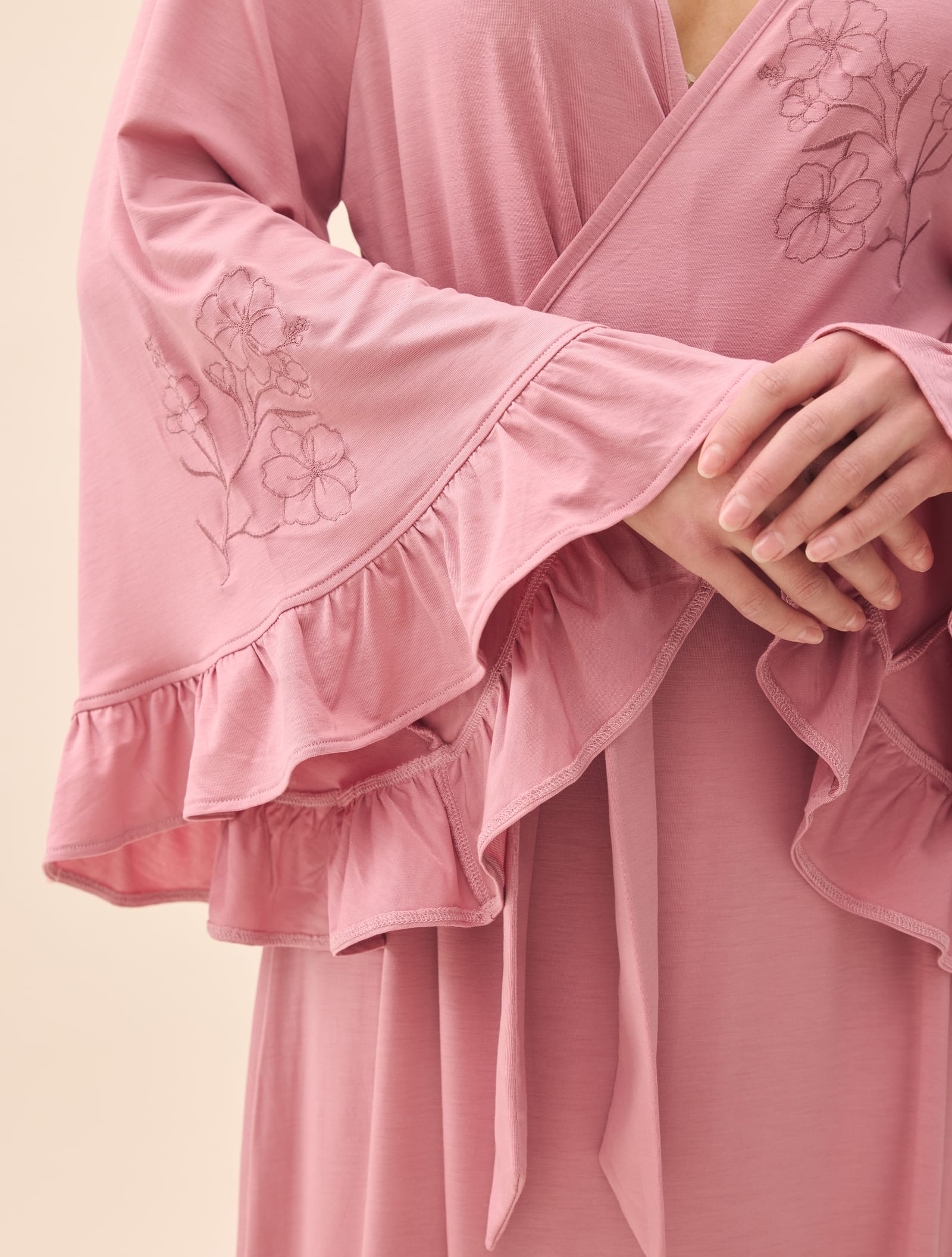 Go Slow Embroidered Robe Dusty Pink