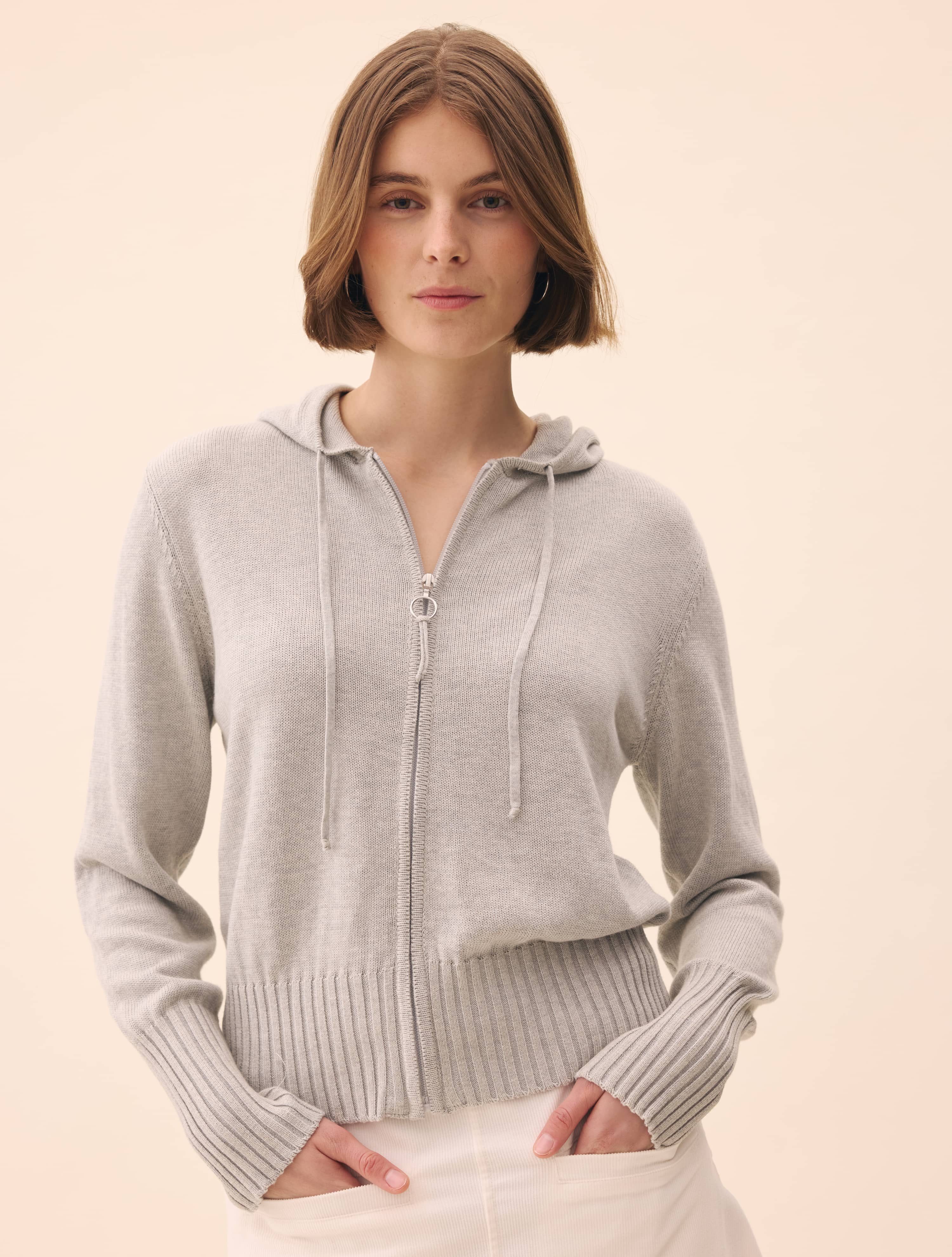 Knitted Zip Hoodie Light Grey - Light Grey | Djerf Avenue
