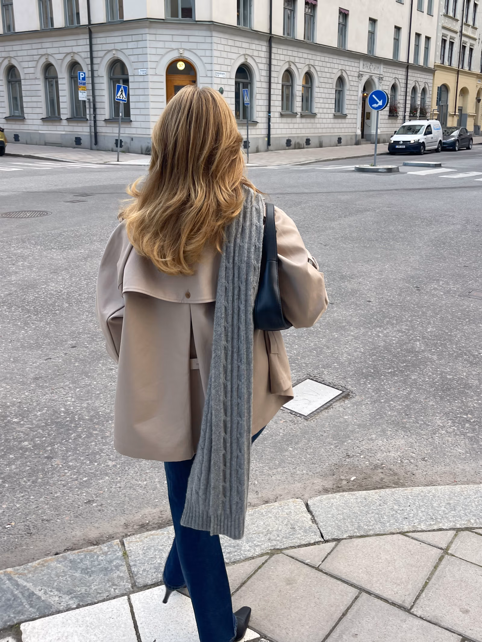 Short Trench Coat Sand