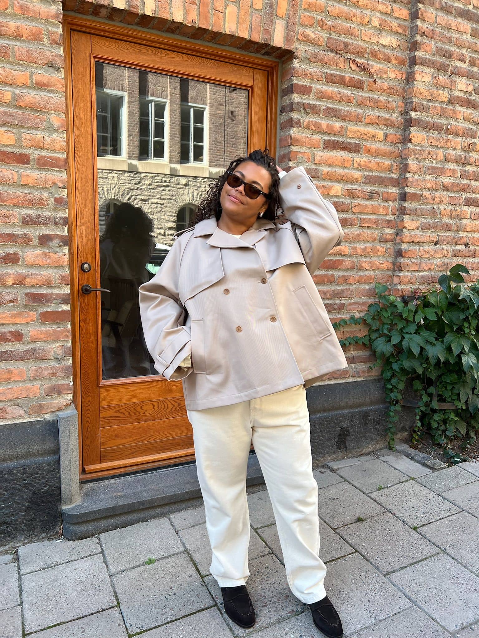 Short Trench Coat Sand - Sand | Djerf Avenue