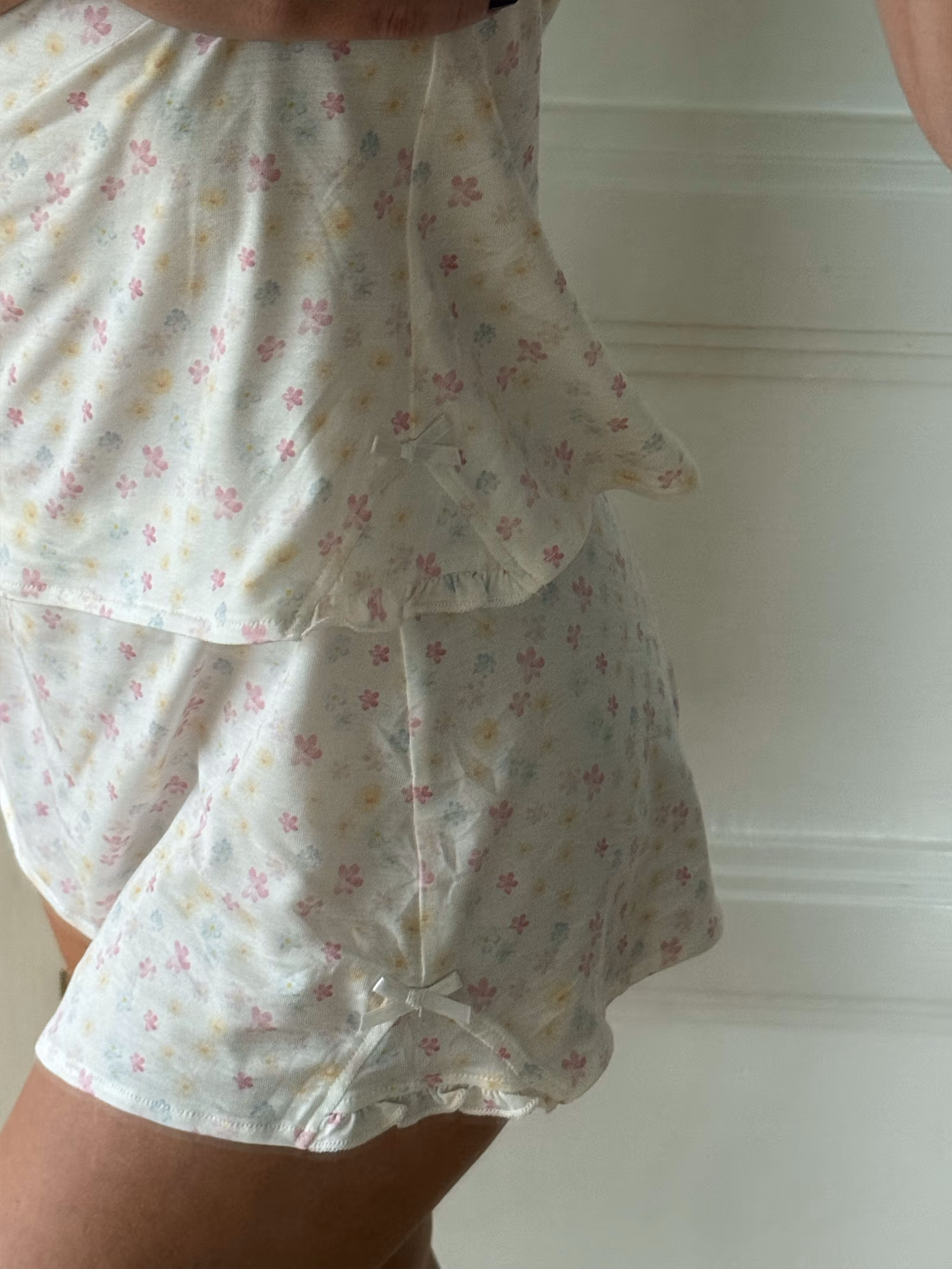 Go Slow Frill Shorts Summer Field