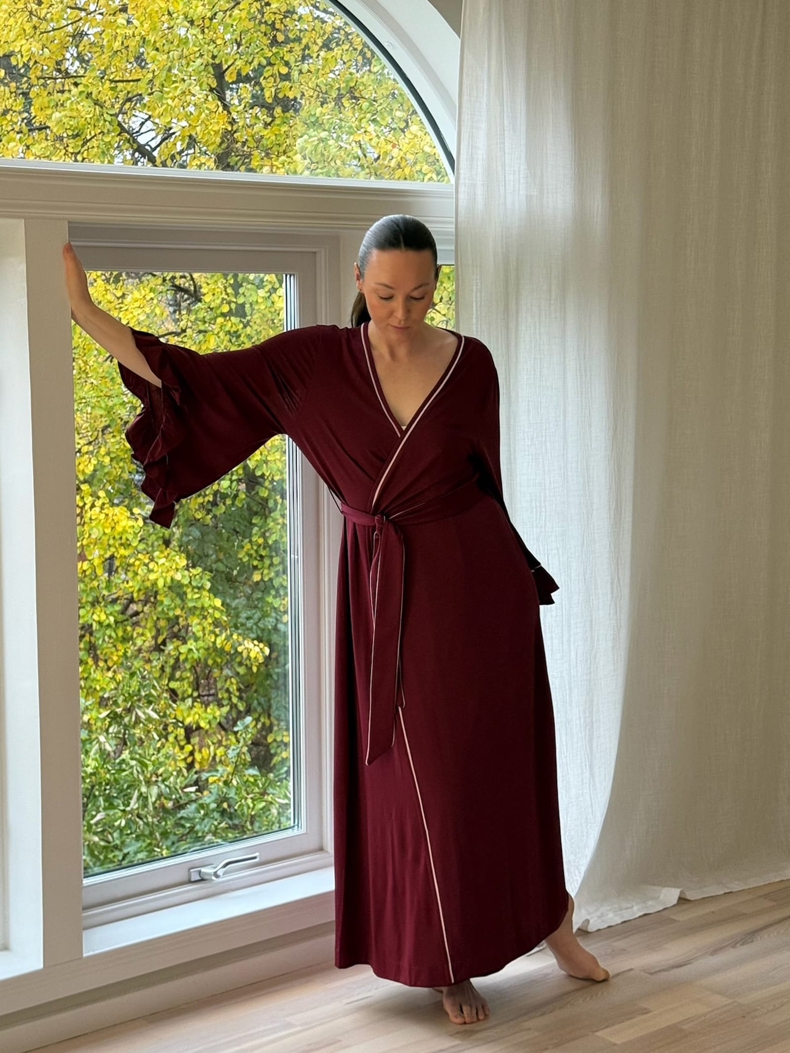 Go Slow Long Robe Burgundy