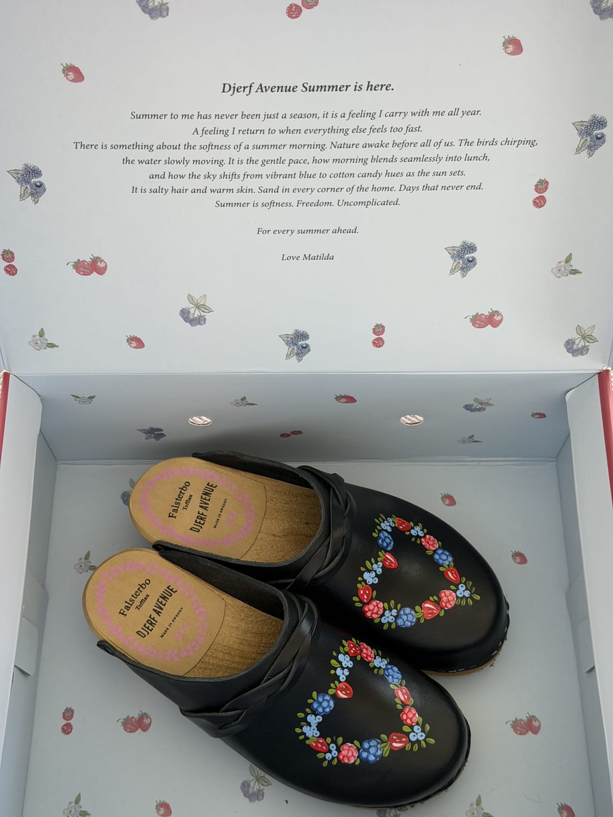 Clogs Summer Berries