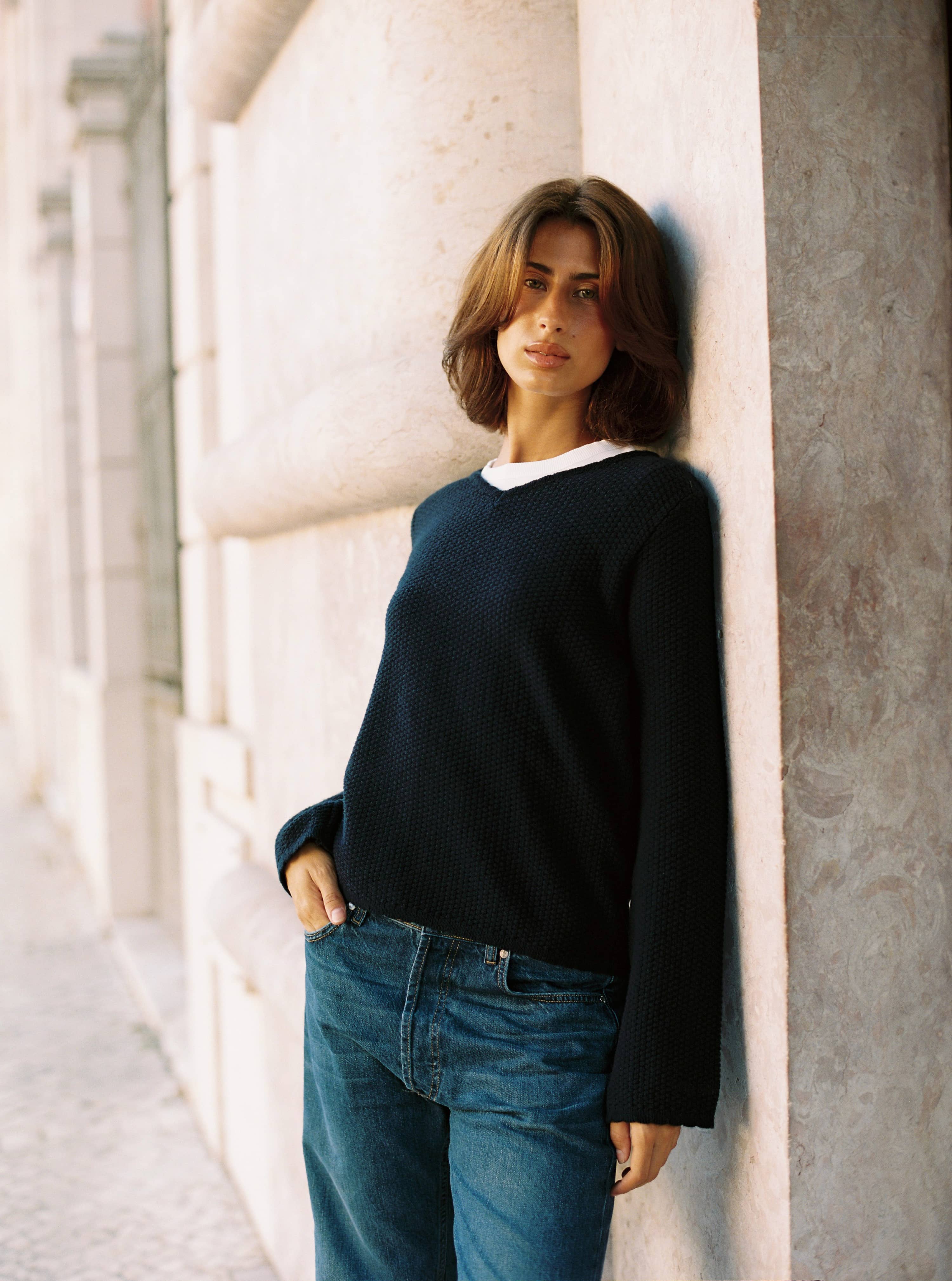 Amorini Wool V-Neck Dark Blue