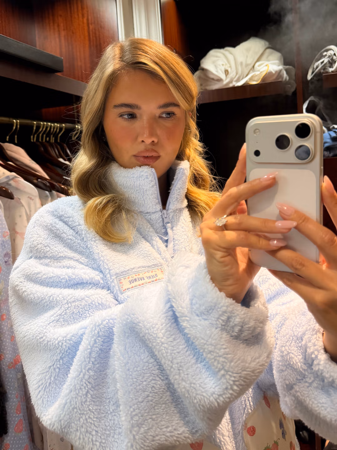 Stay Close Jacket Light Blue