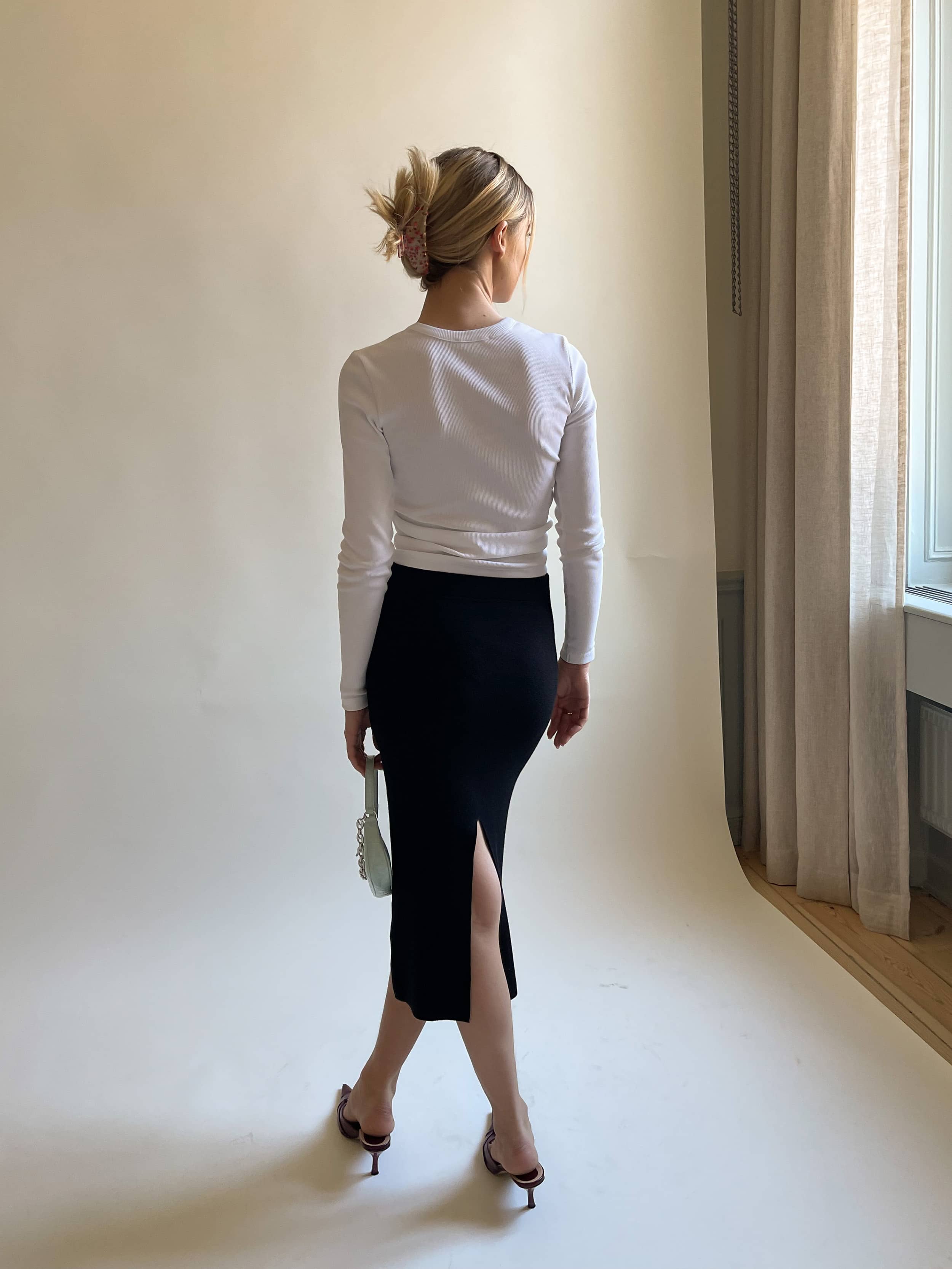 Midi Tube Skirt Liquorice - Liquorice | Djerf Avenue