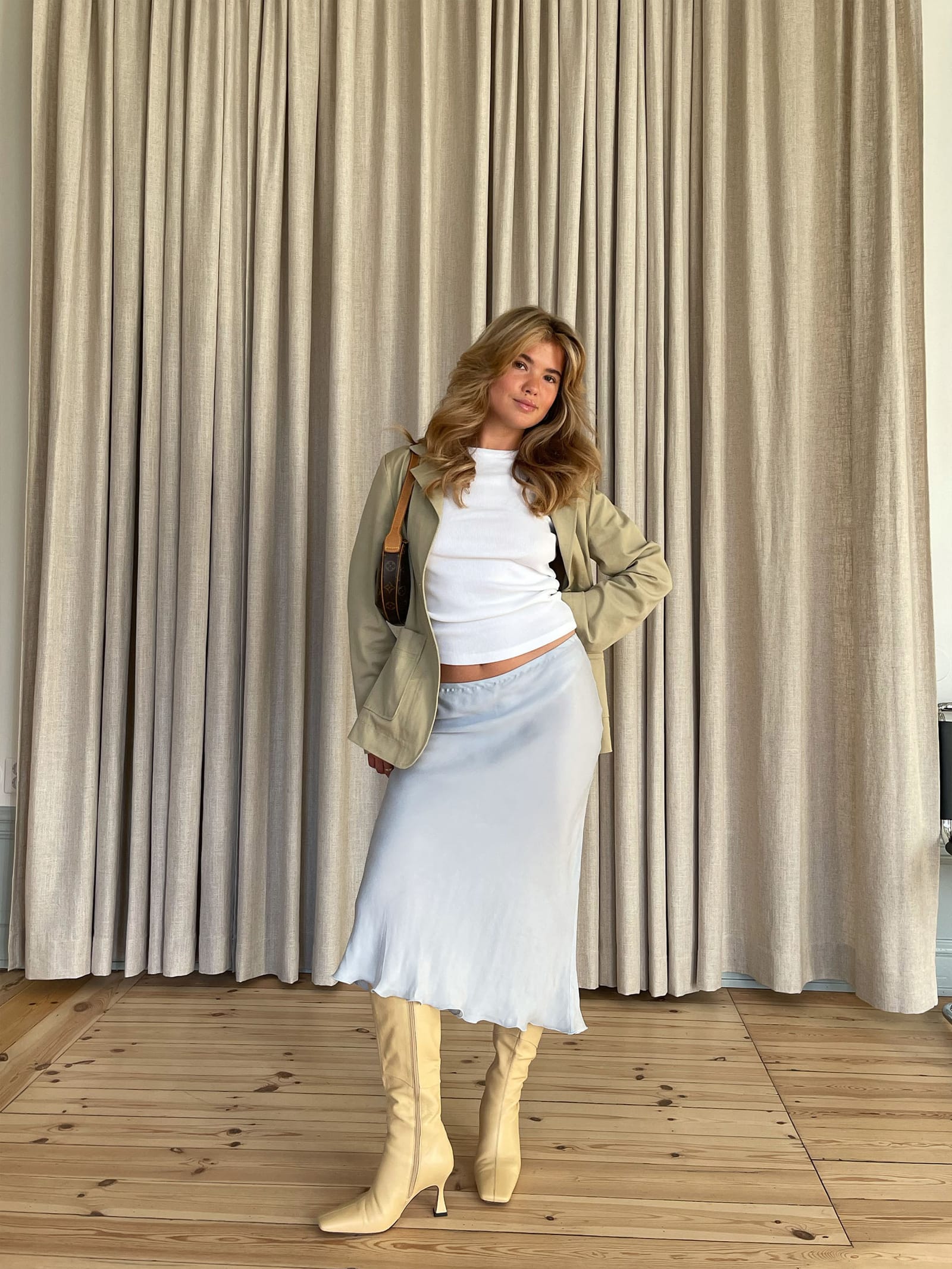 Dream Skirt Baby Blue