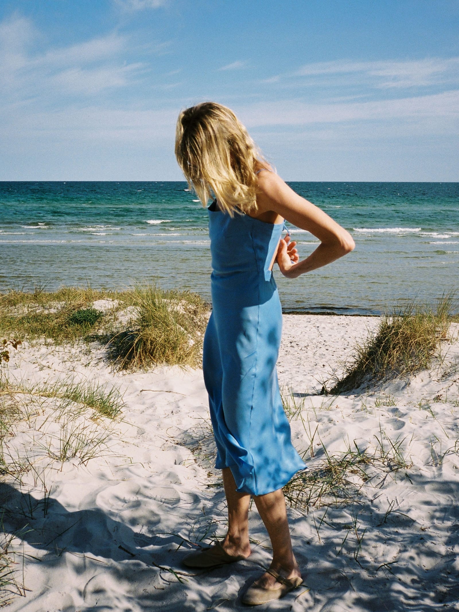 Dream Dress Midi Sky