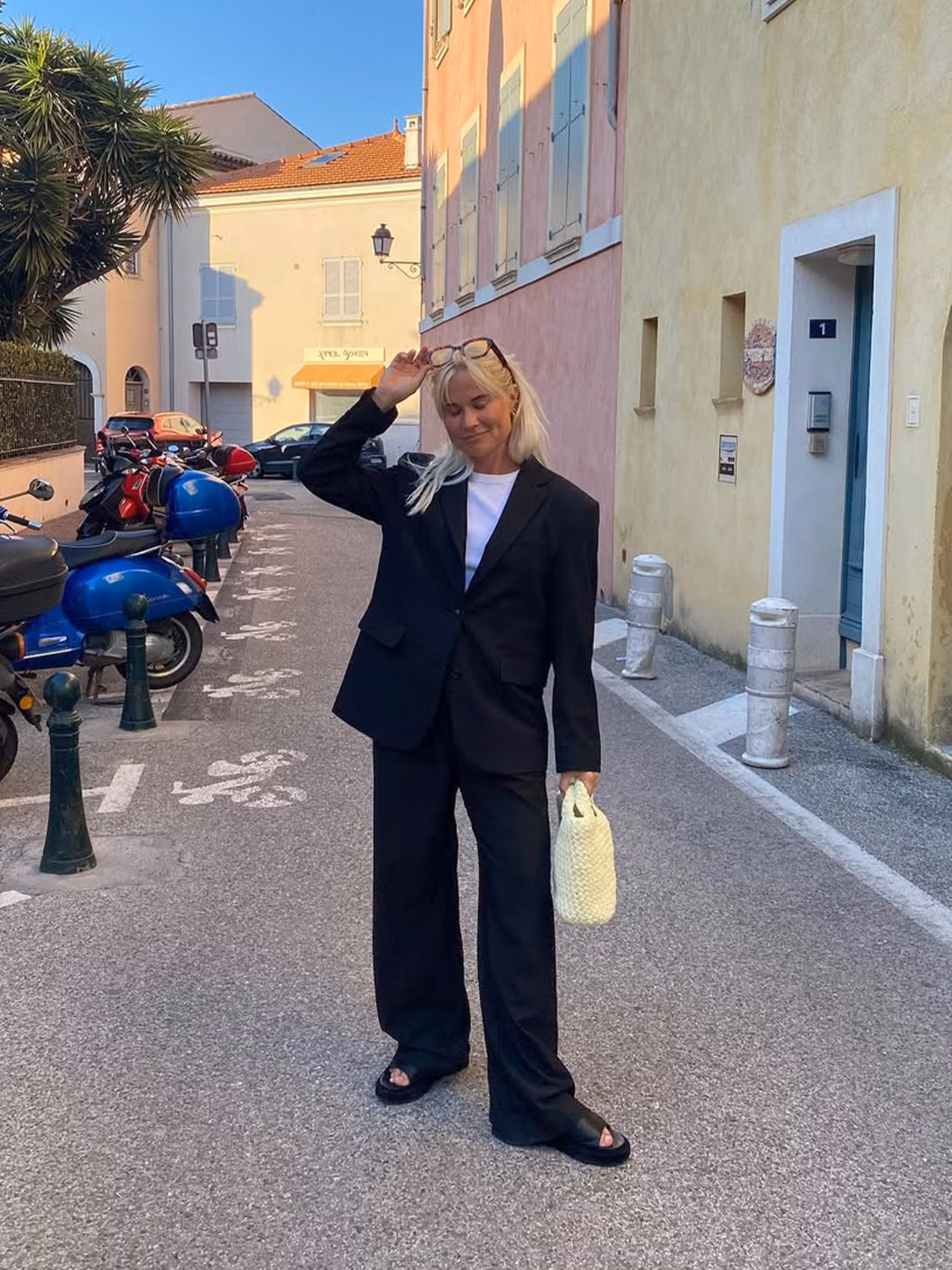 Forever Blazer Black
