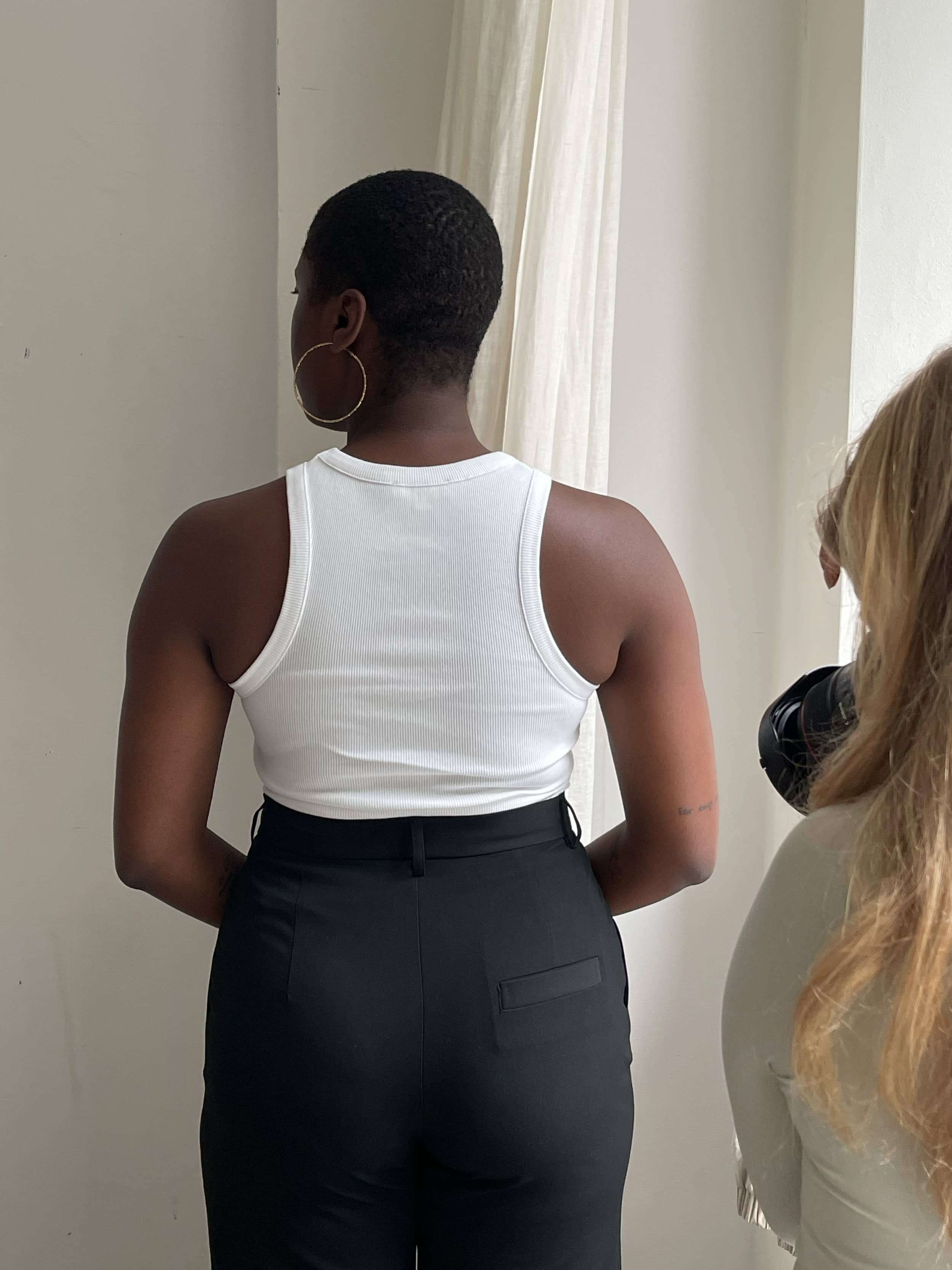 efu EATHER SLEEVELESS TOP ホワイトF Ten Thousand Versatile Tank – The Shop at Equinox