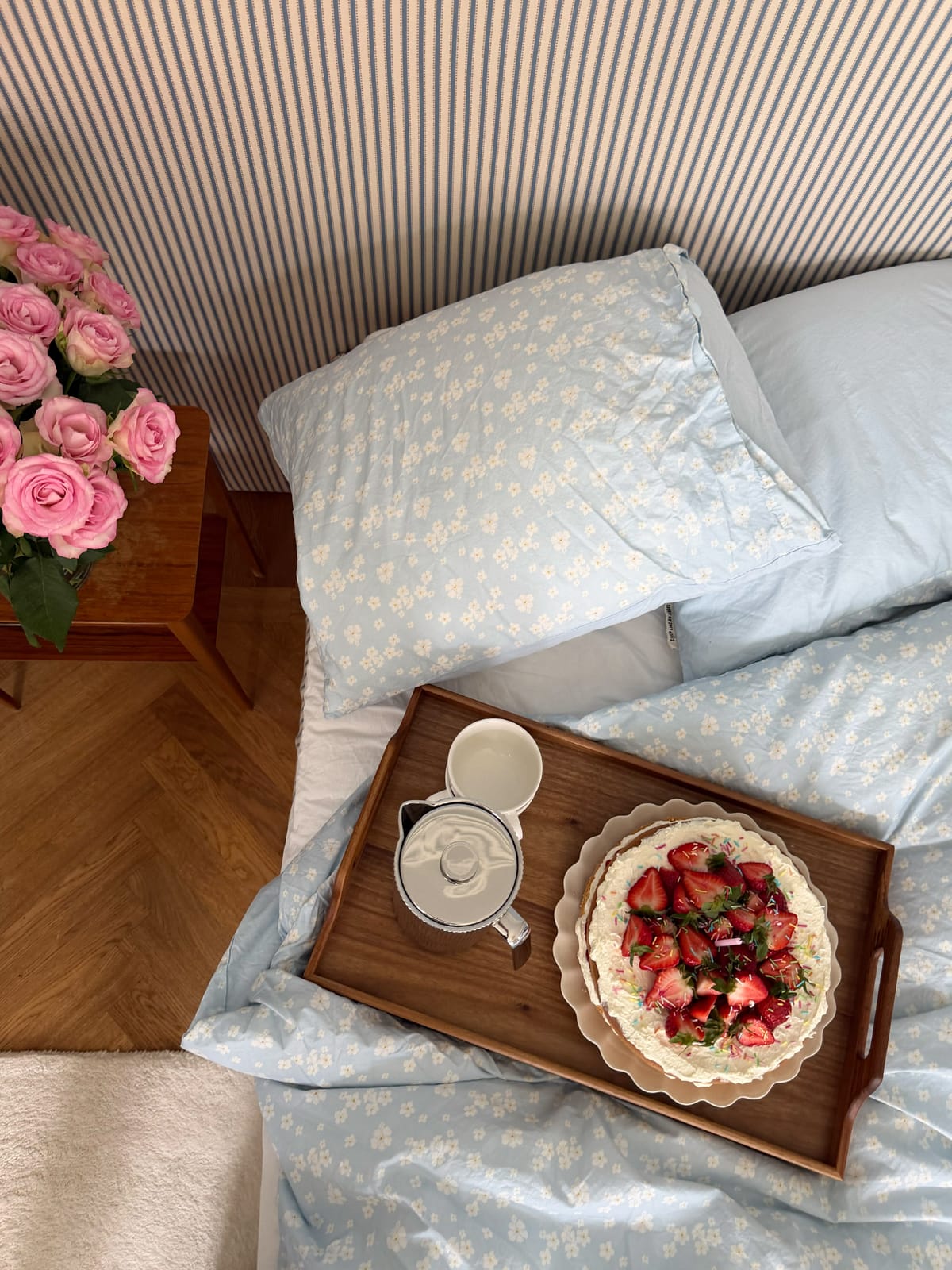 Pillow Case Dream Cake